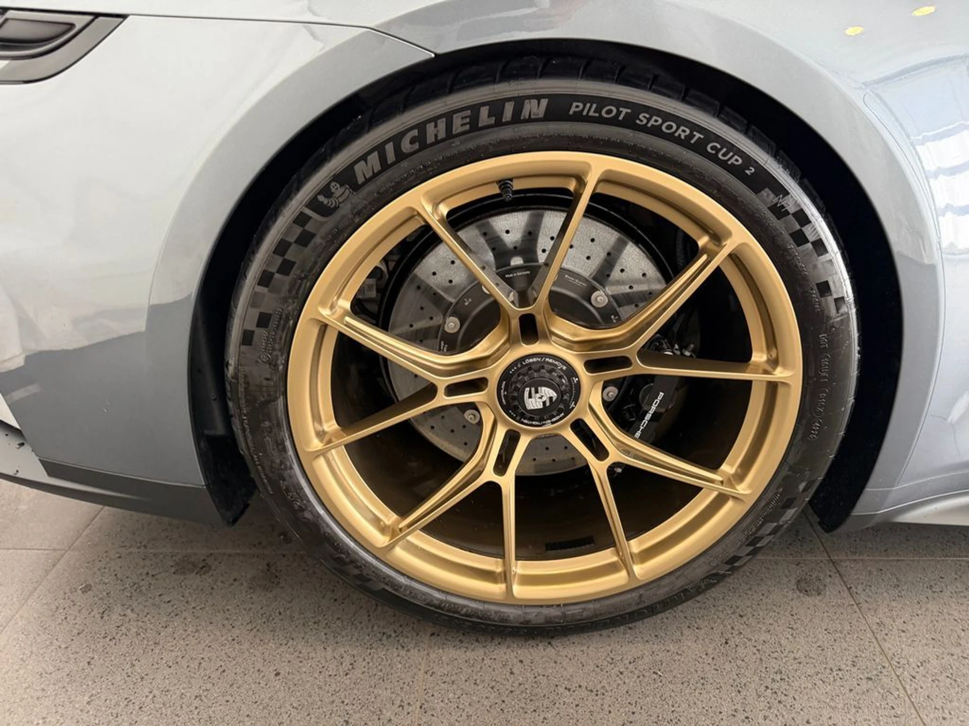 mph011_2411178522_d6ba5b2fdd496f47d2d38ce99f156856x_46fc560d58