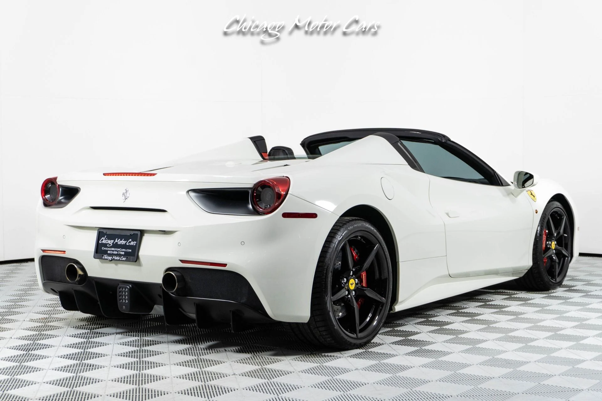 mph011_2411427227_13162_p12_l_0020f109ee