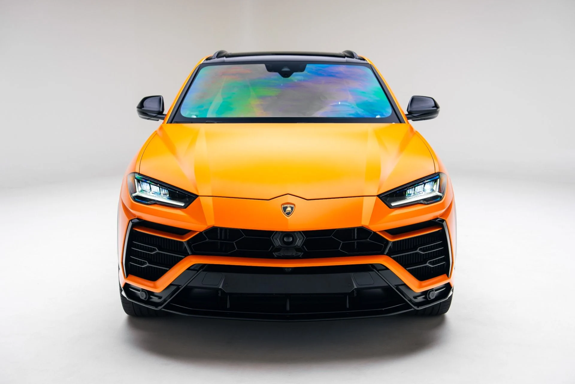 mph011_2412382617_Used_2022_Lamborghini_Urus_1765496956_7f2052b727