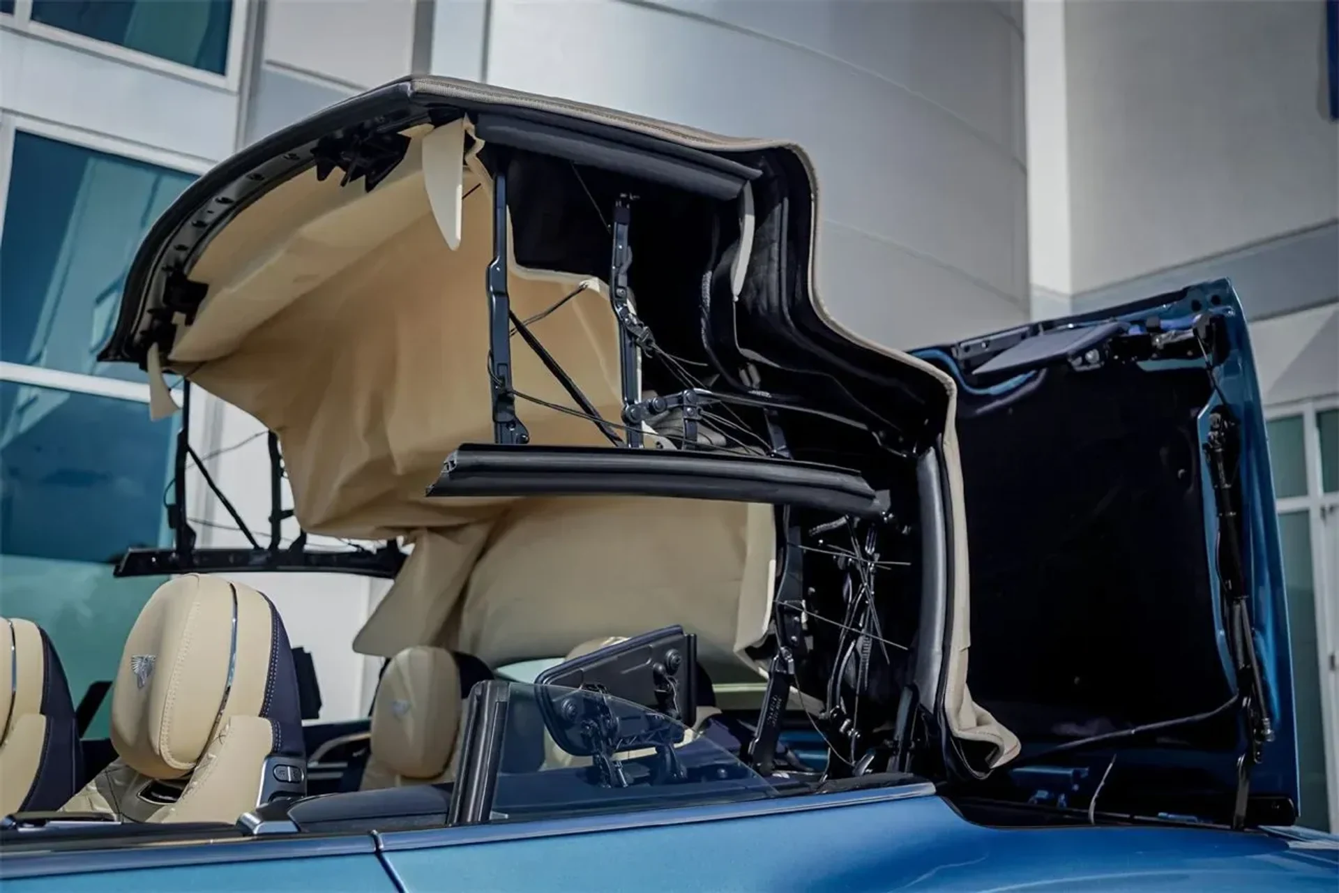 mph011_2427066439_b9ee14b3ea9142caa29b906c42cf7960_593537da37