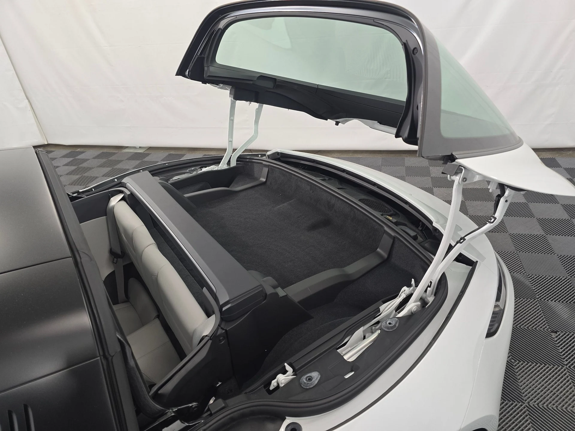 mph011_2432797195_a12f8452b348011f30779ecb951cf82dx_9123b8a882