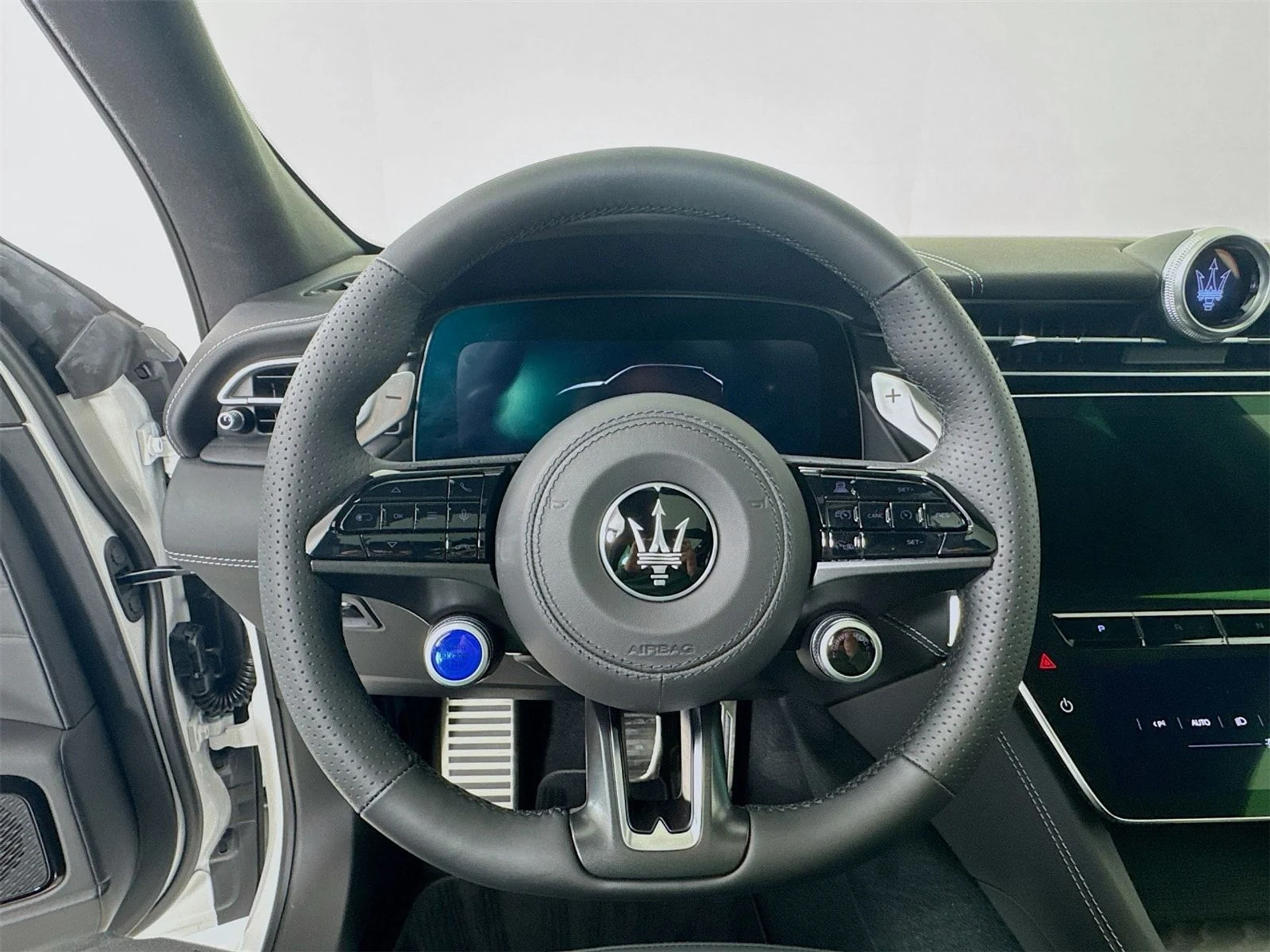 mph011_2442715300_dc65a7ea3cf2b95cea99e255fbd4d371x_6f726b2e66