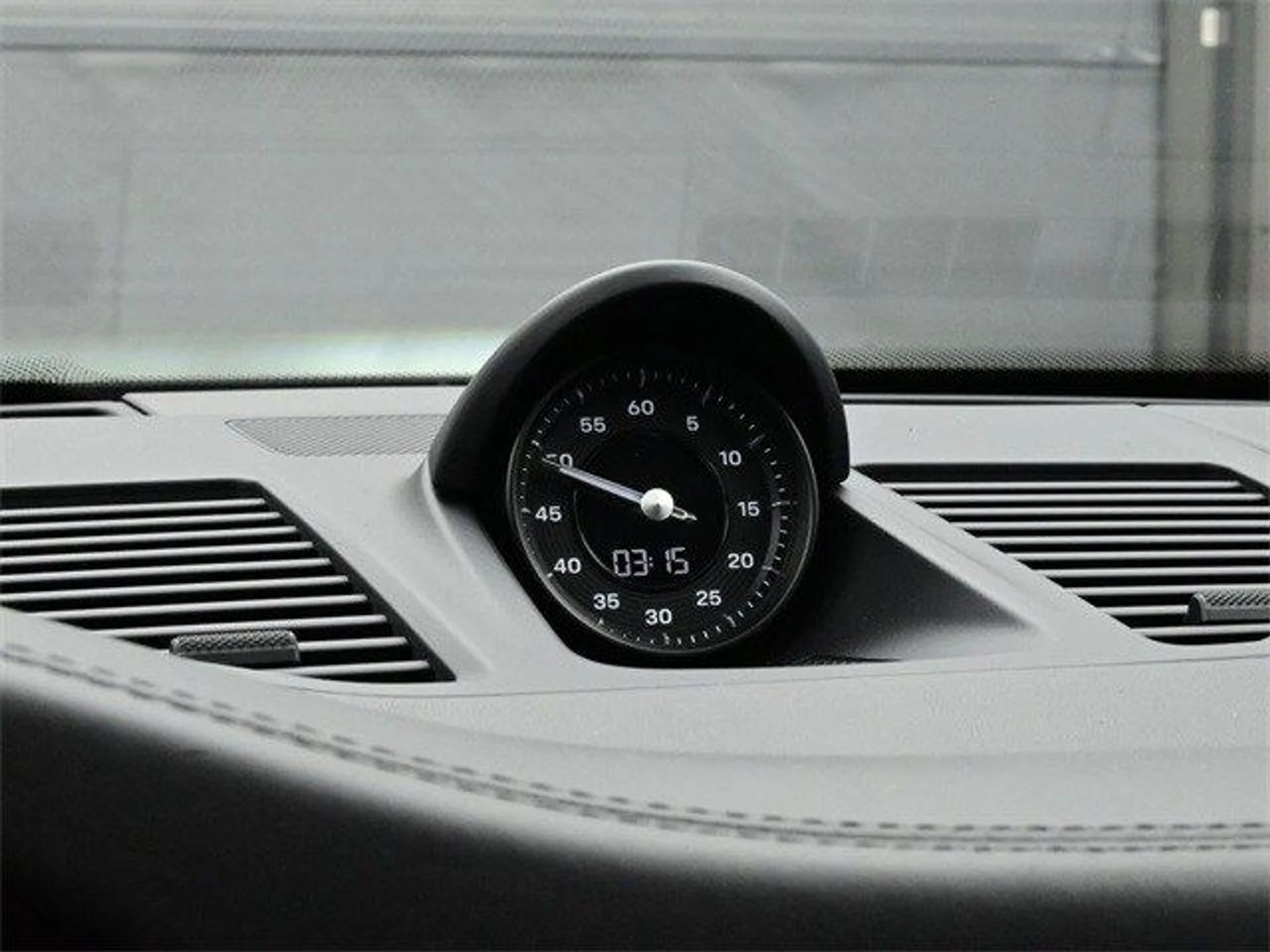 mph011_2444809298_331906407d288decd6495cecee5c0edax_9bb26c6461