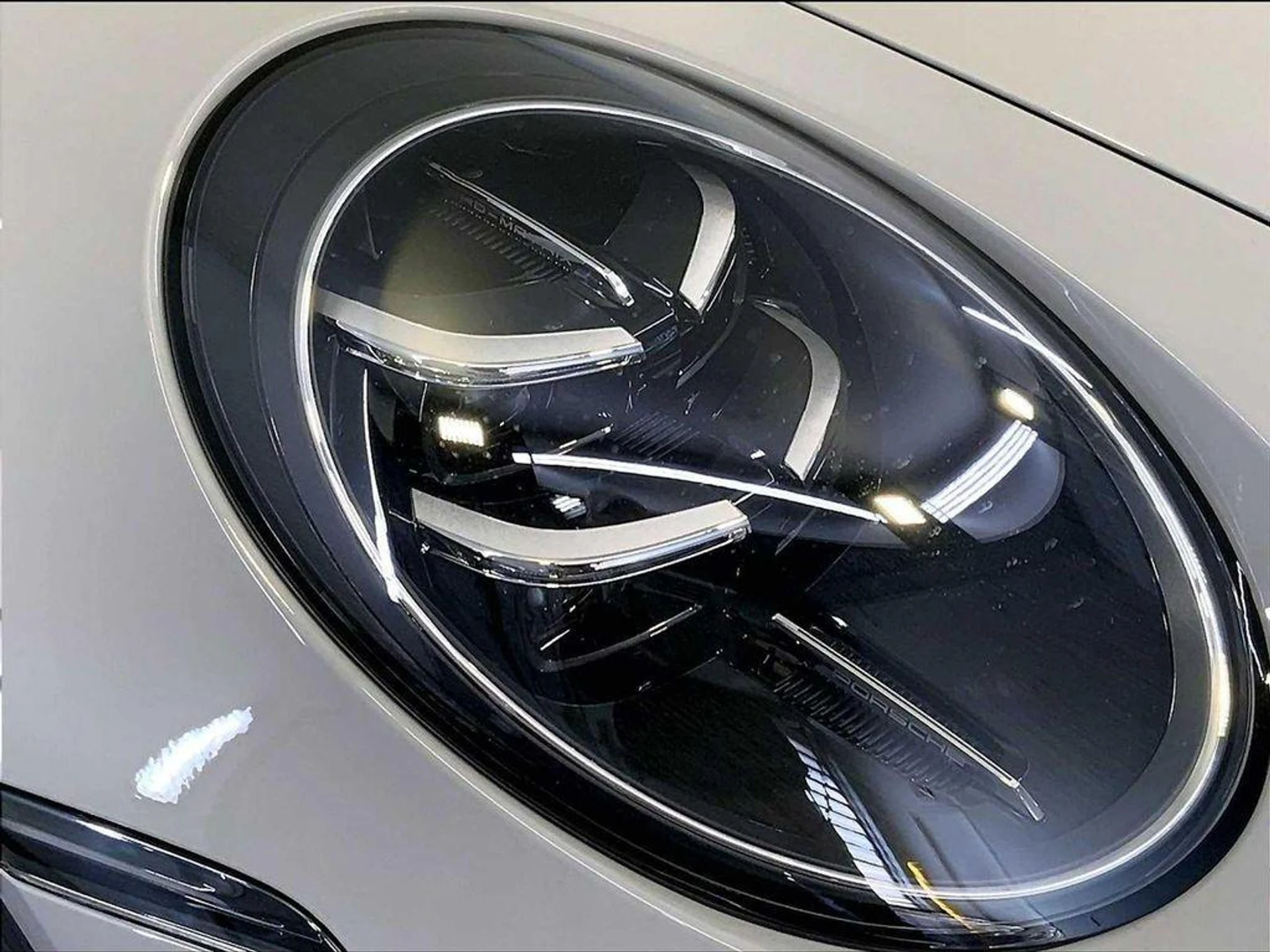 mph011_2451831947_Jj6h_A_Kw_D_Trv6_Z_Vb_9_K5h_S3_MCH_8_7396c20d2c