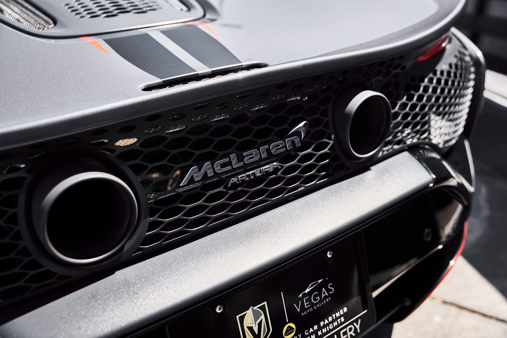 mph011_2455813302_Used_2024_Mc_Laren_Artura_Performance_1780188950_35d0761f89