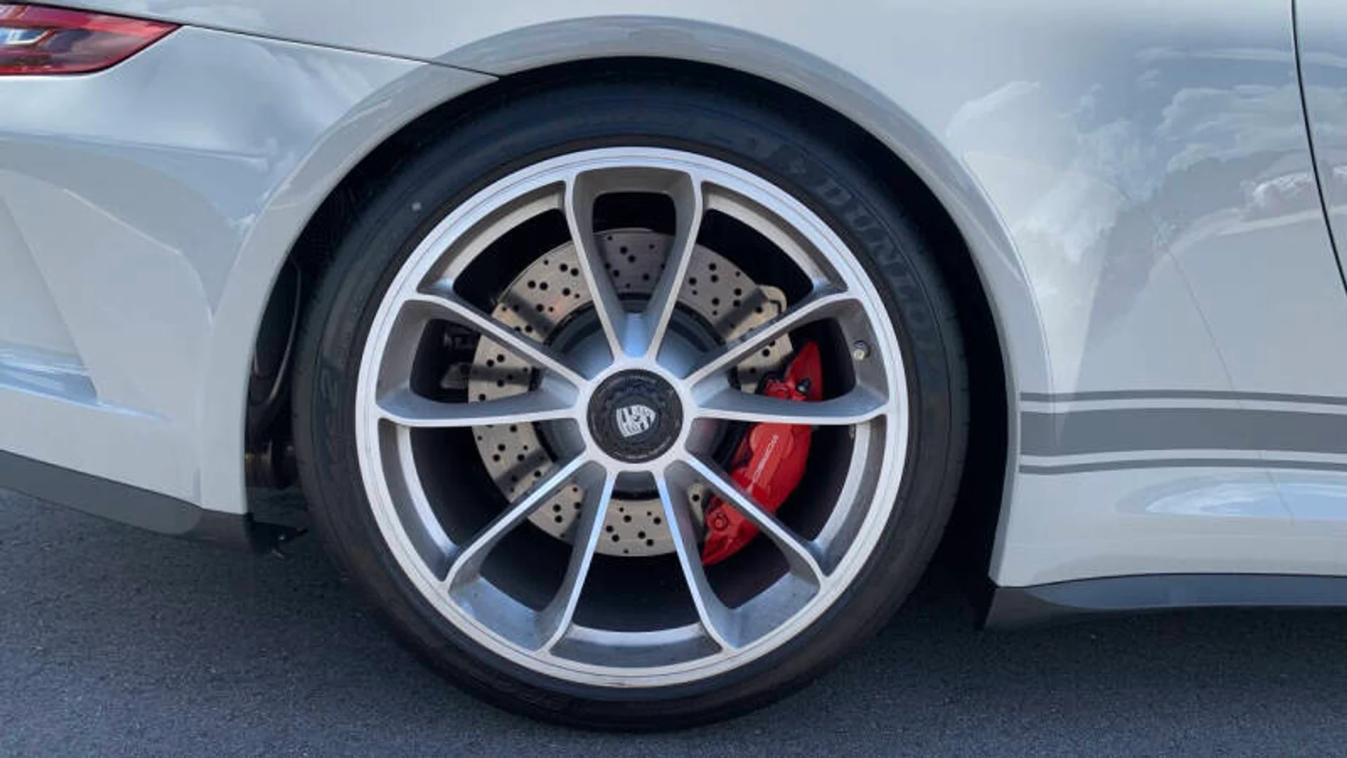 mph011_2462845868_2018_porsche_911_gt3_2dr_coupe_1d6133c9b5