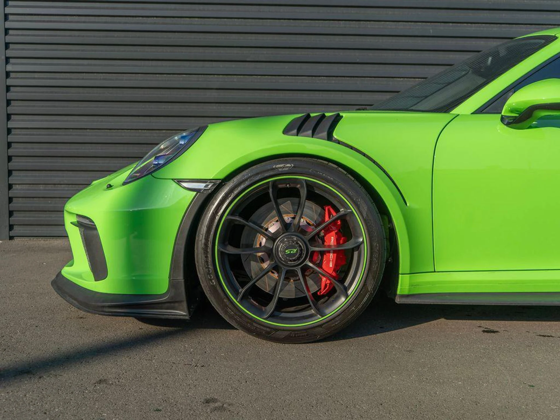 mph011_2467884583_P_Zpf_8_Rp_VV_Tt_6_ZBON_Ain_Q_Fp_Lns_5864a25a75