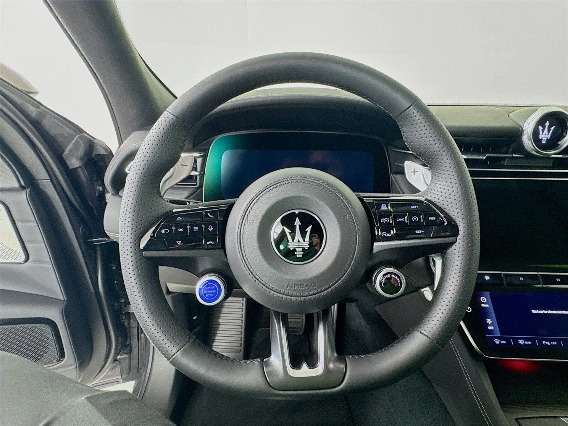 mph011_2470210384_89608d6498be2804bfb4897c9db58d8ex_6db412545e