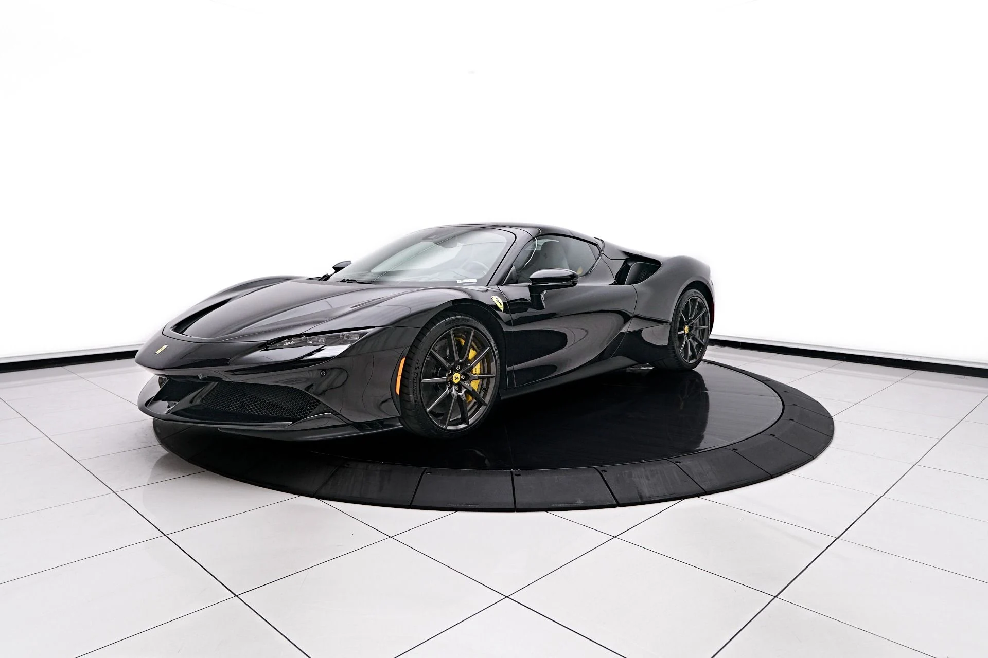 mph011_2471654088_Used_2024_Ferrari_SF_90_Spider_Base_1755223316_0546fda95d