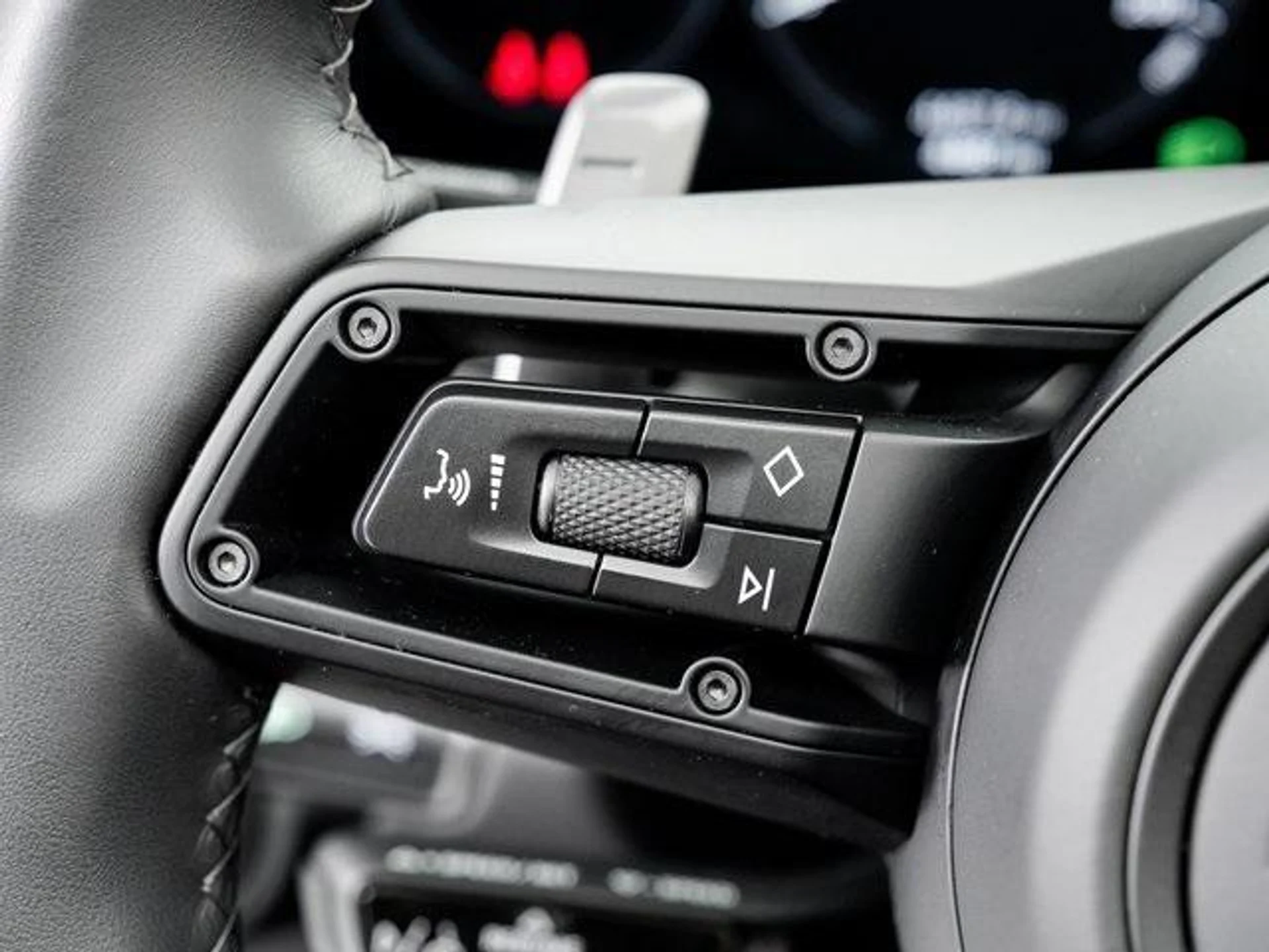 mph011_2471992343_po9_Mppya_Baf_Pr_Kz1t_FD_Sk_X_Ih_U_266f24014d