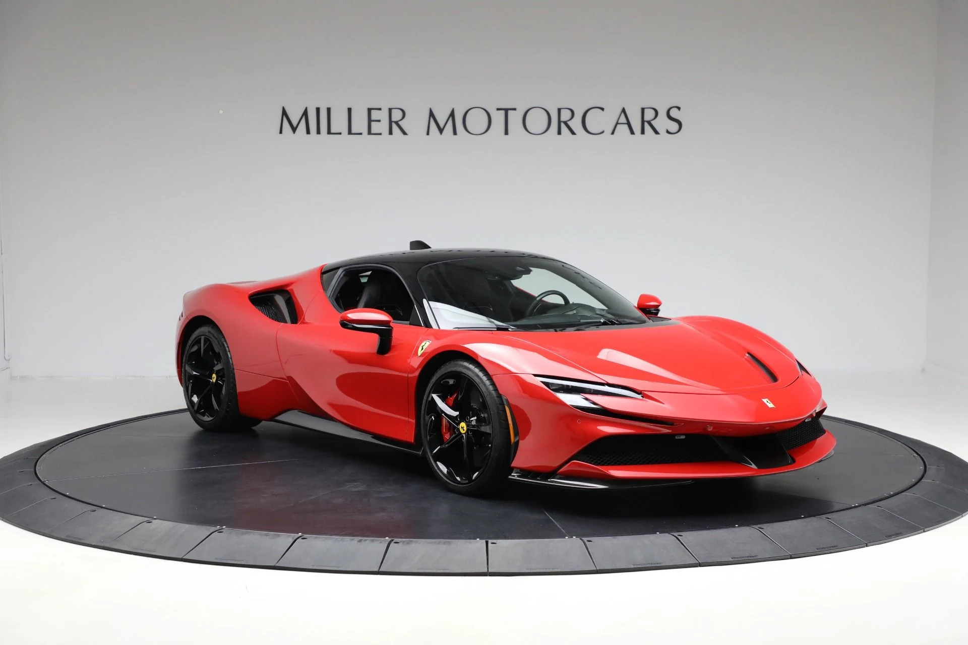 mph011_2473381743_Used_2021_Ferrari_SF_90_Stradale_0000daadcf