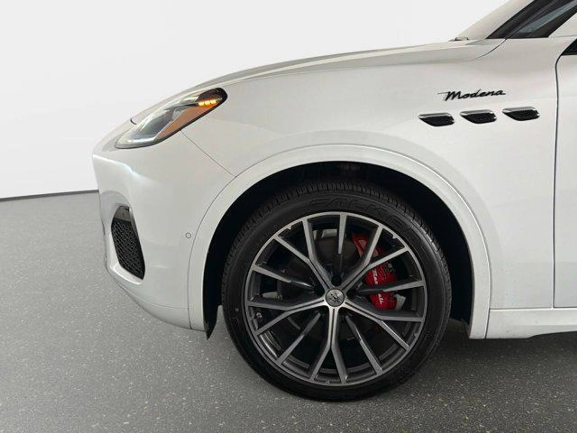 mph011_2480478100_0s_E8q_B1_YB_Jqdwm_RX_2_L_Ud_Z_Sq_NA_Wk_279b18c4c9