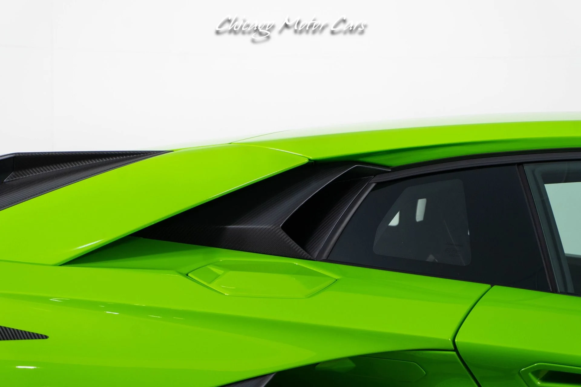 mph011_2482059982_13065_p12_l_dcaeffc51c