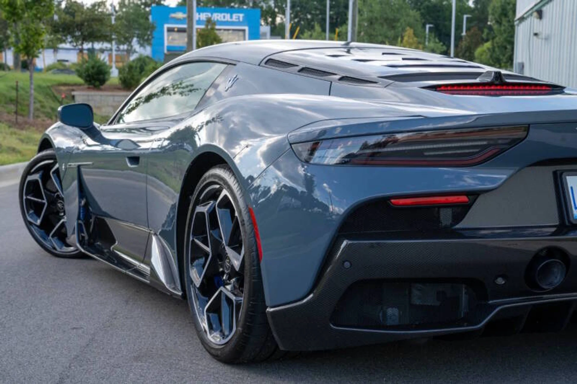 mph011_2484145990_2023_maserati_mc20_base_2dr_coupe_777afd4698