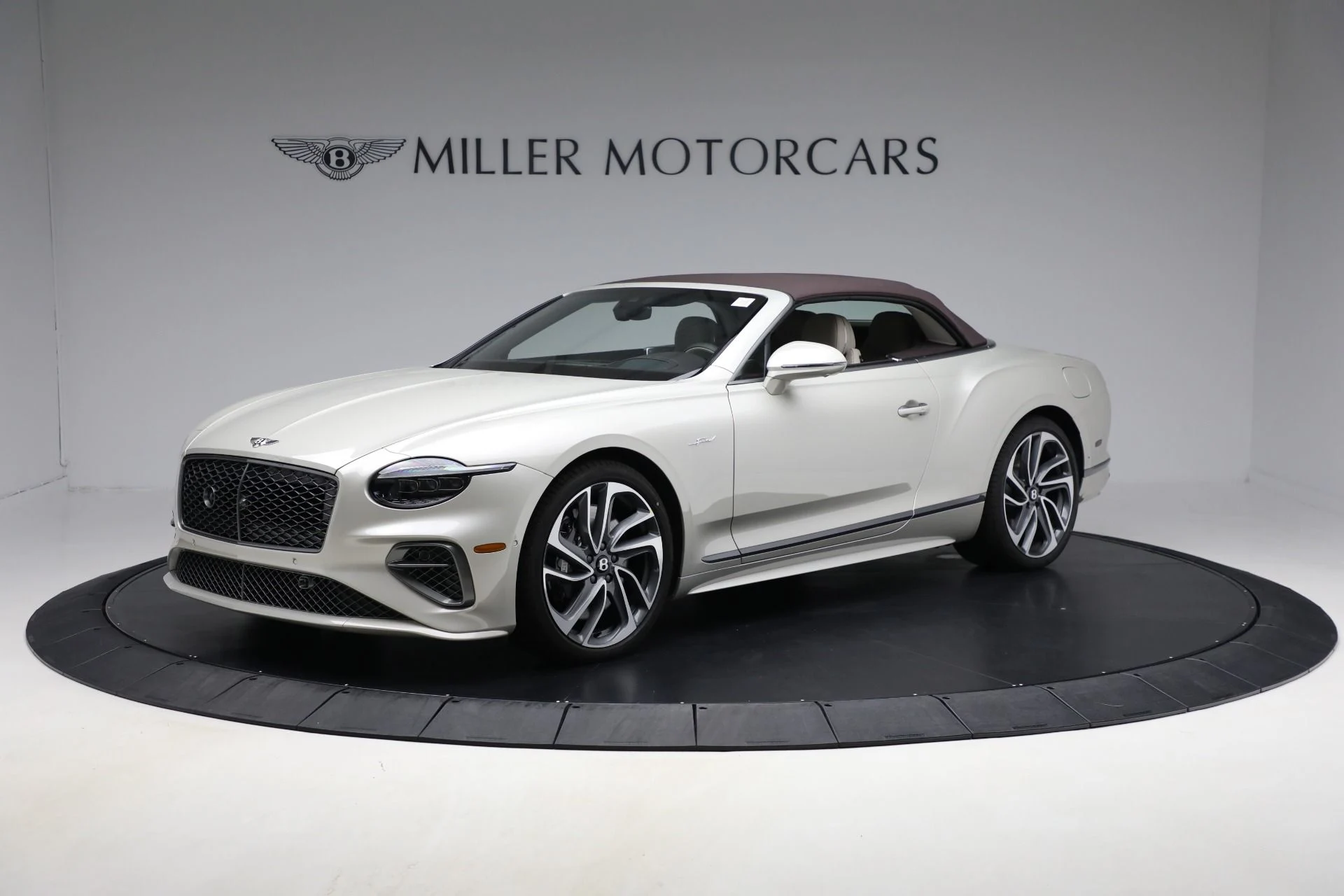 mph011_248614862_New_2025_Bentley_Continental_GTC_Speed_7c4b4b1395