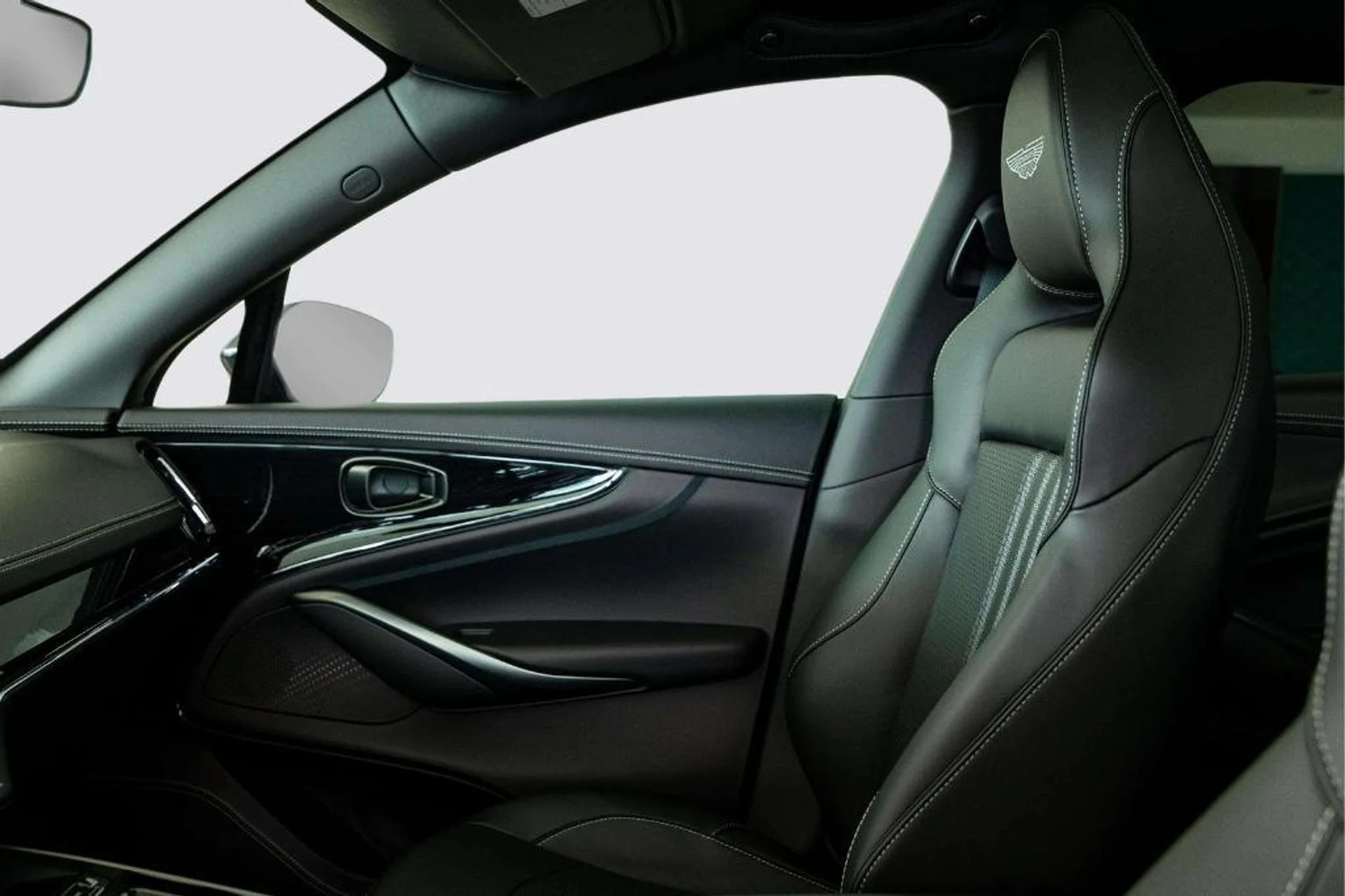 mph011_2492266637_Vh_M6xwv_E9_Xw_J6_DA_Jumj_Y7j_i_S5_M_e376510ed6