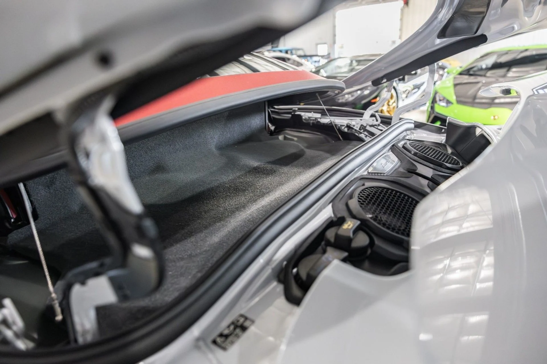 mph011_2493275988_sg_774bbc4179