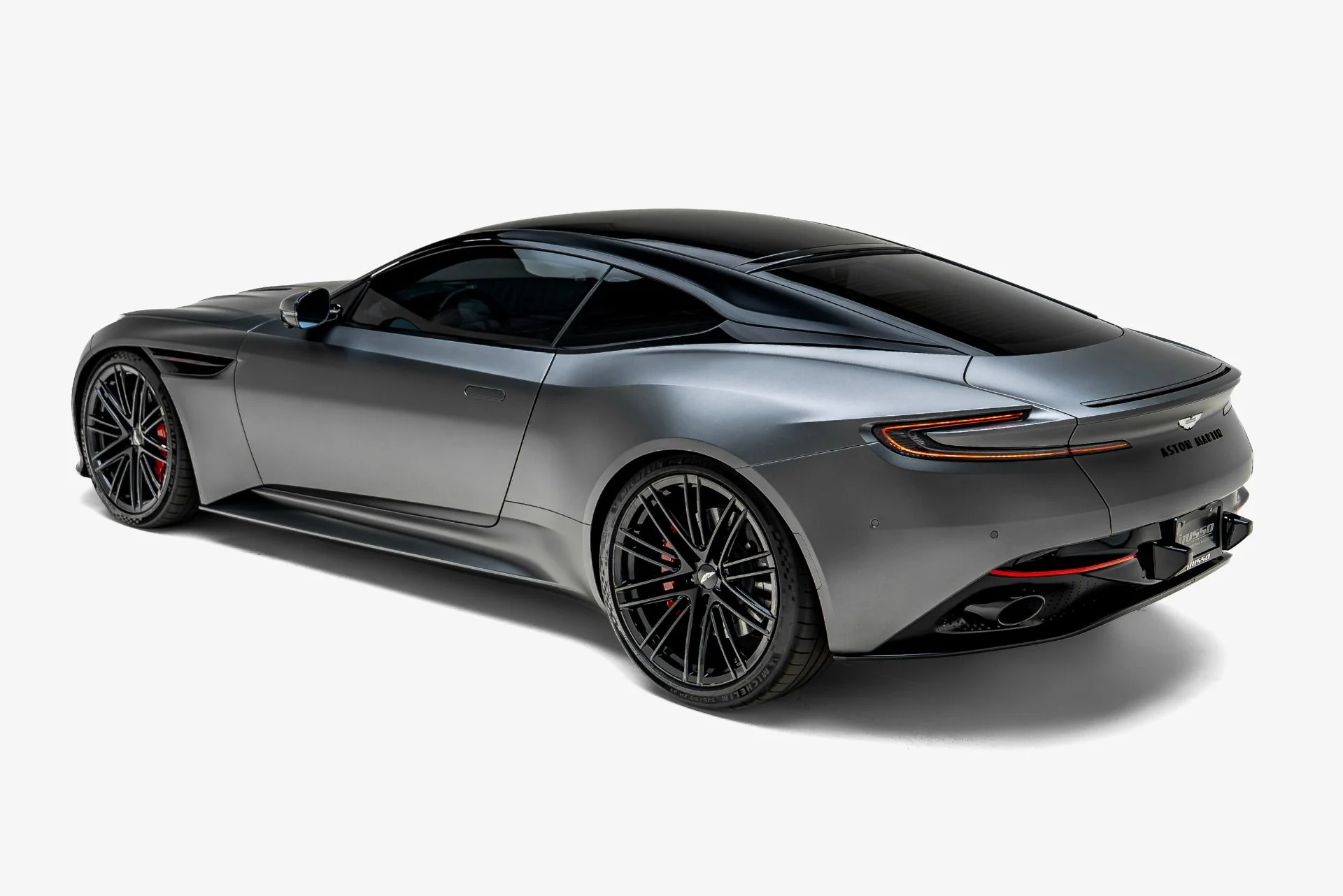 mph011_2493631557_Used_2024_Aston_Martin_DB_12_V8_1784874884_6b587ecf77