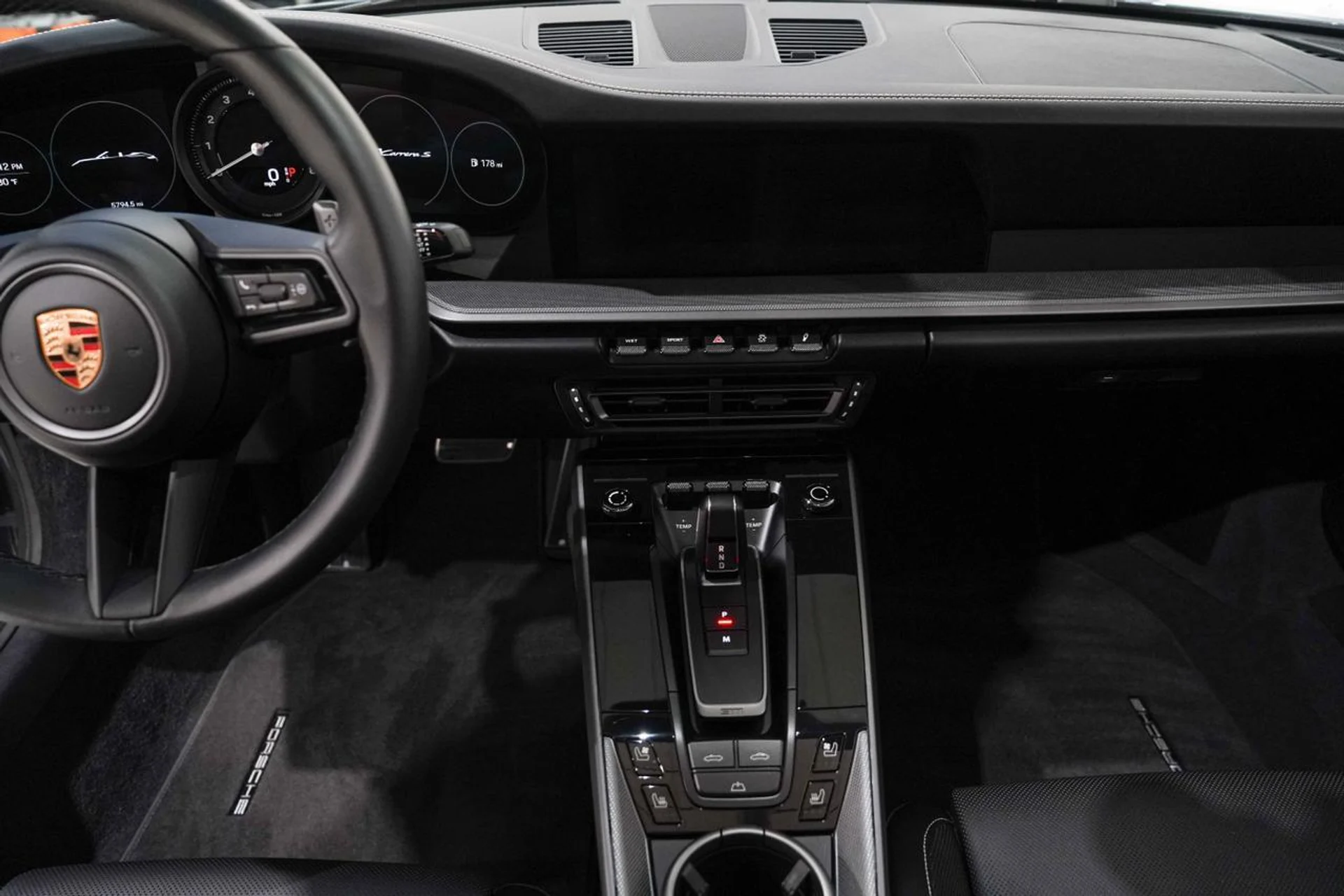 mph011_2494091186_1926c7f155b300b8a1f52218be331956_1bd8bb39a4