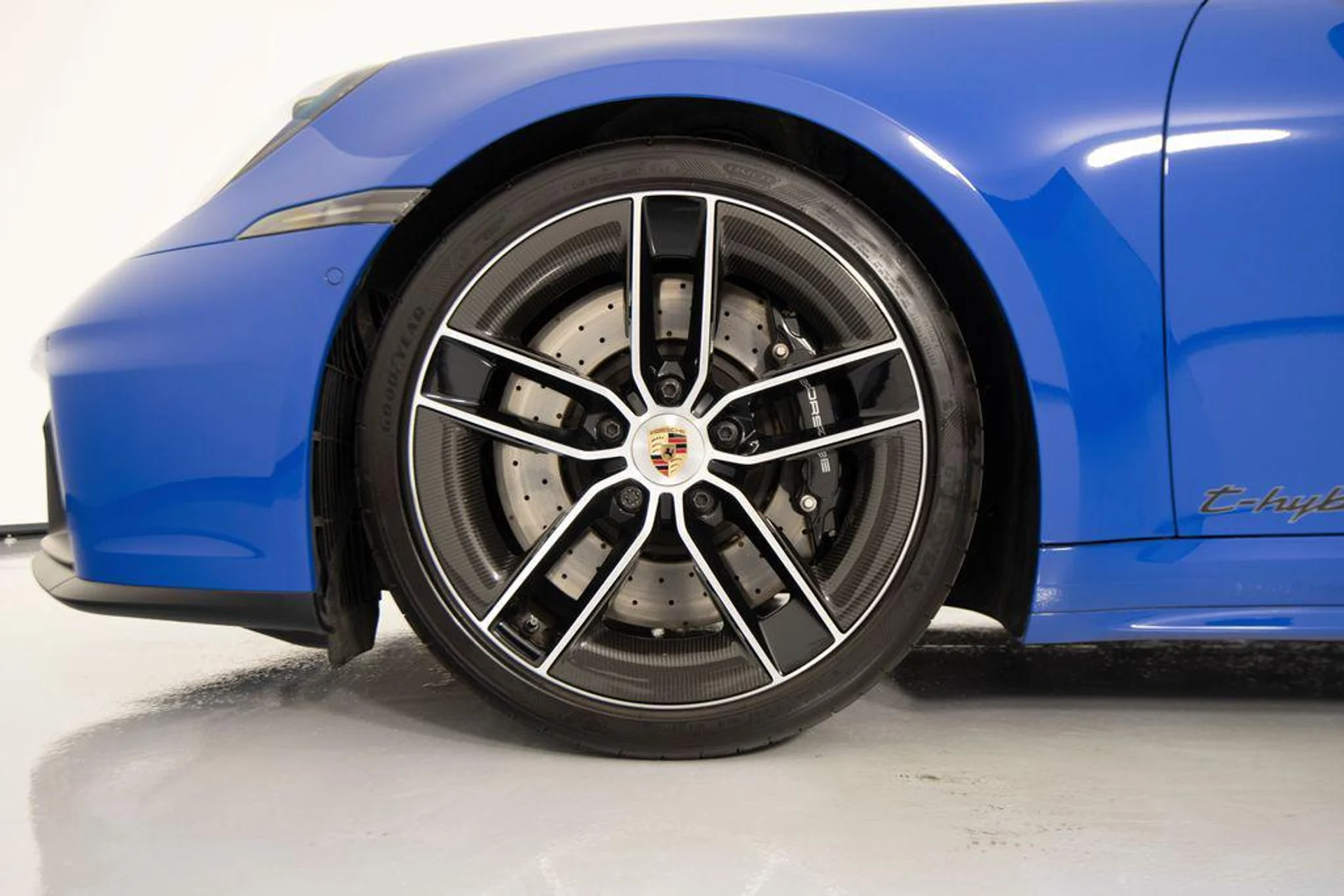 mph011_2504104443_z_VF_Uap_Pe7_m_QR_Hr_Mdvy1t_X8n_QU_09b273e0d1