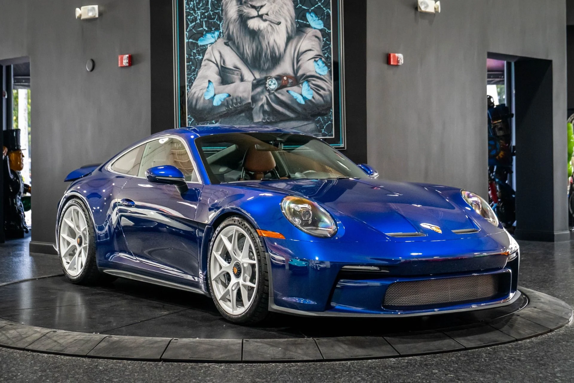 mph011_2511692022_Used_2024_Porsche_911_ST_5341963_1766128393_d76703a9d5