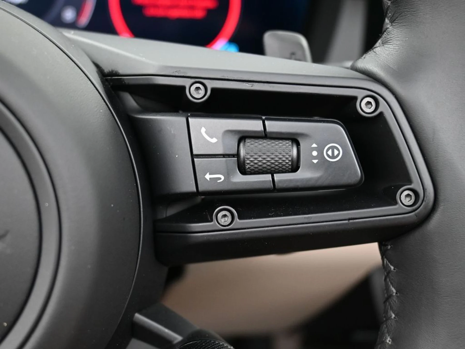 mph011_2514423528_e81f49f7f0fd121b17ae3f9c79b7a6e5_4120d643eb