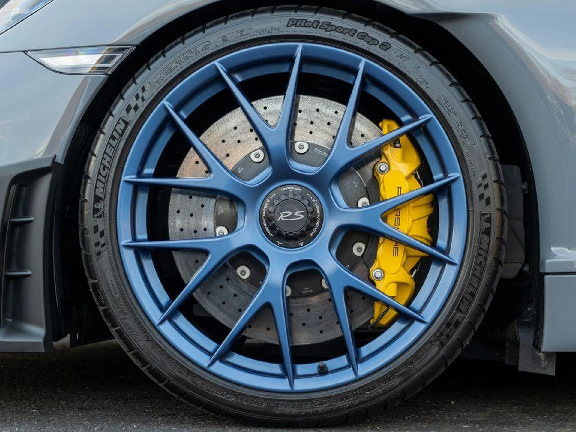 mph011_2514443784_Am6_DE_Wuozk1_Q6k977r0r1_XEDJHE_b39fc60042