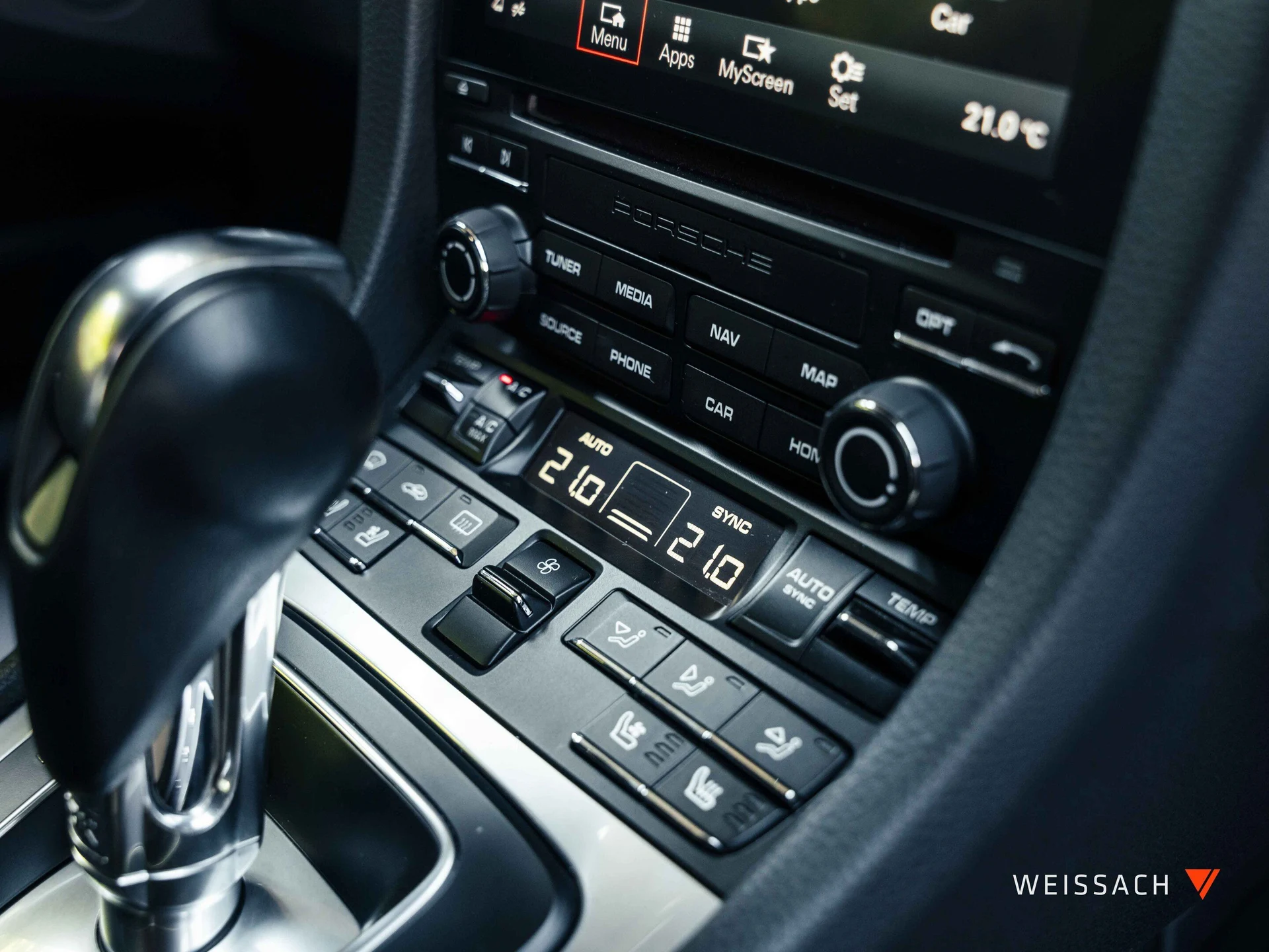 mph011_2516994348_def3d5aa_de25_466f_be16_543965b92450_ee00055ee7