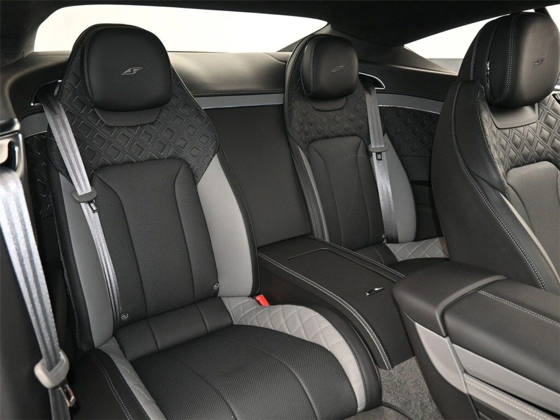 mph011_2522833356_4640531be8fbaff9372234c0c665e44dx_b114f69c37