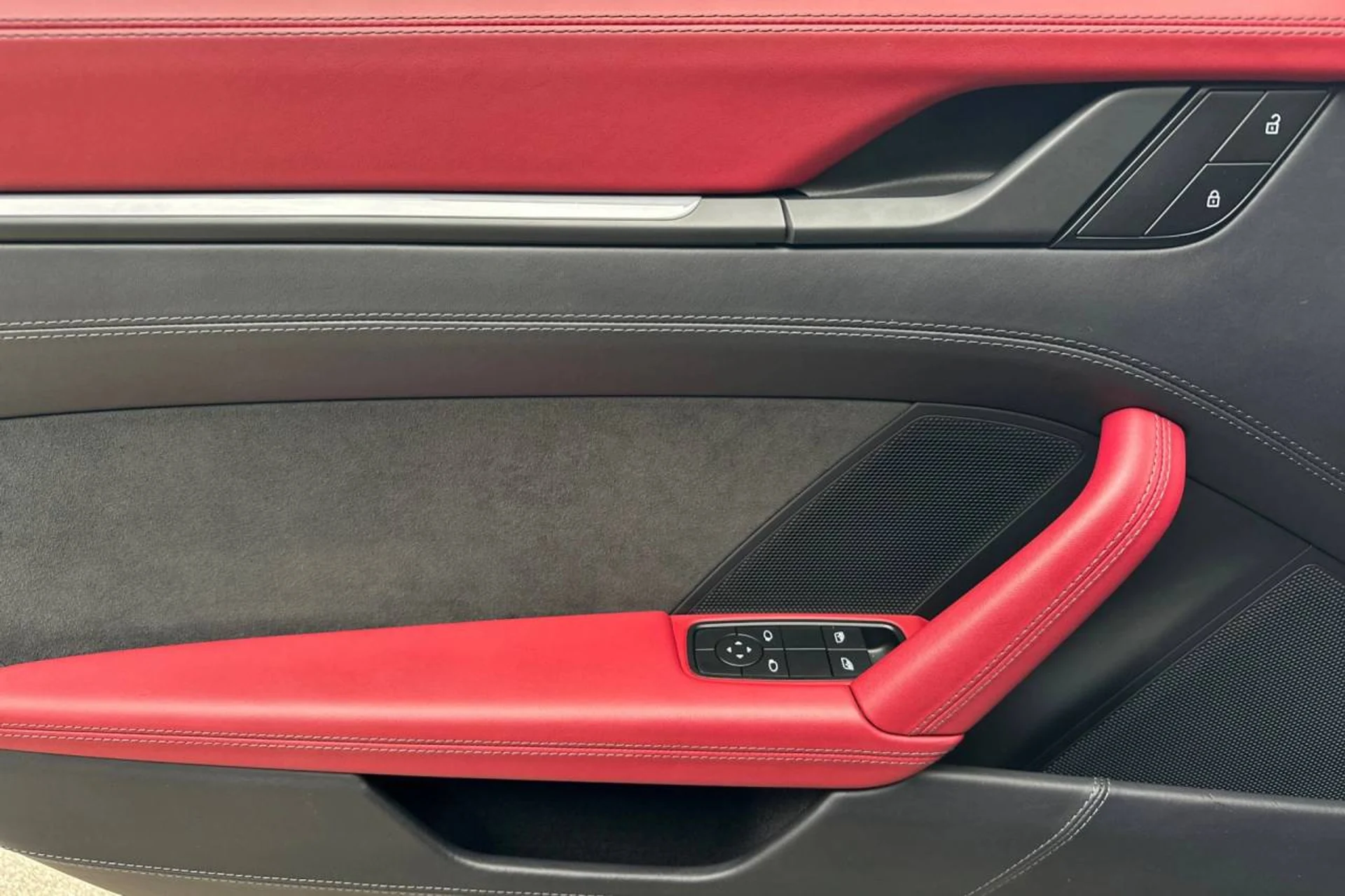 mph011_2523846447_1280_8f8dfa6178