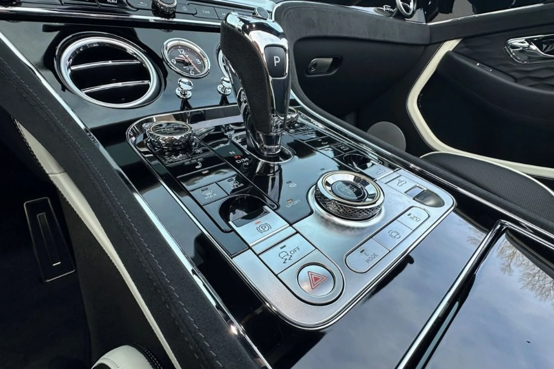 mph011_2526009476_New_2026_Bentley_Continental_GT_Speed_1770880408_e22d0e3eaf