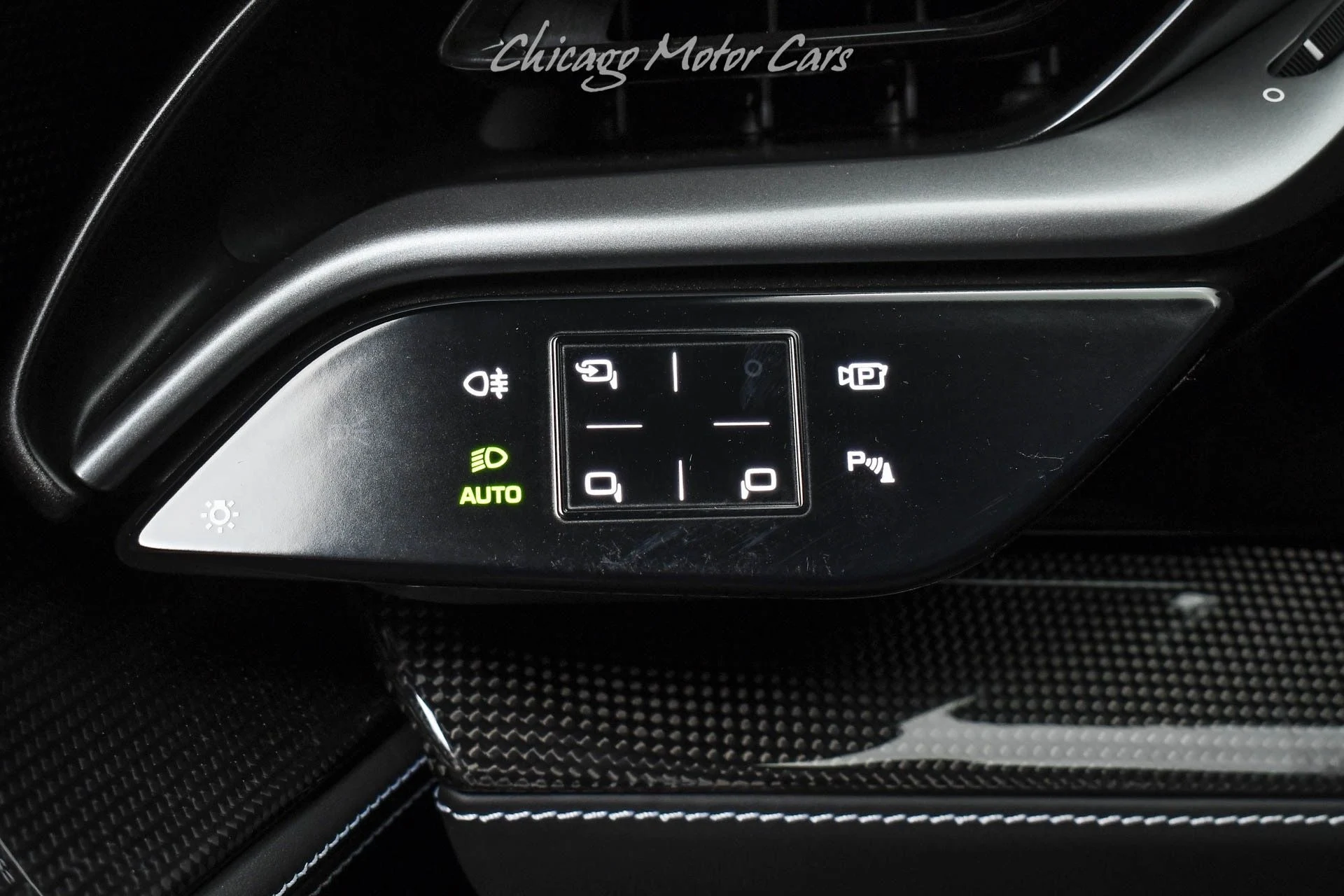 mph011_2528425991_13227_p12_l_d19bd47520