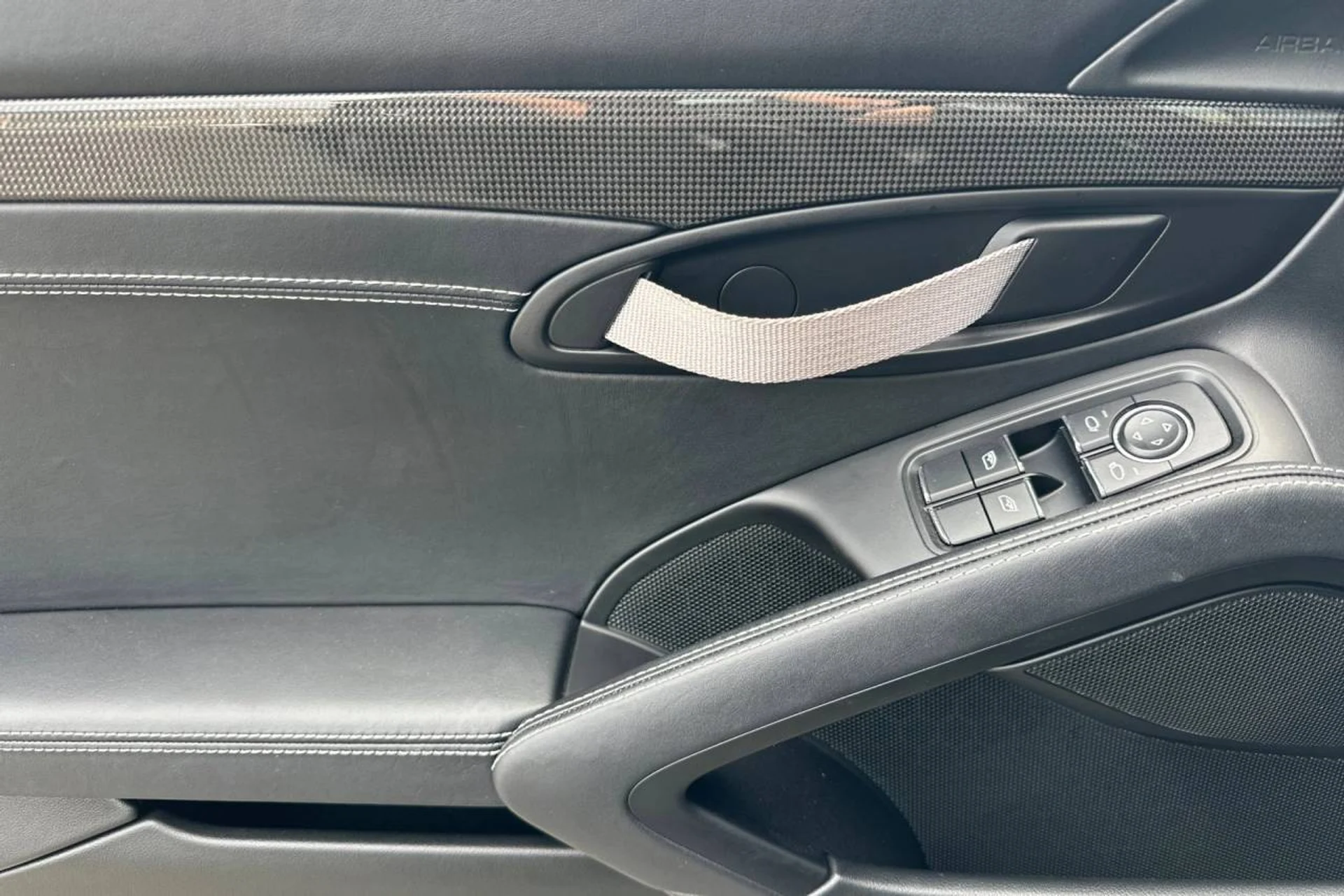 mph011_2530554405_1280_0753e125c3