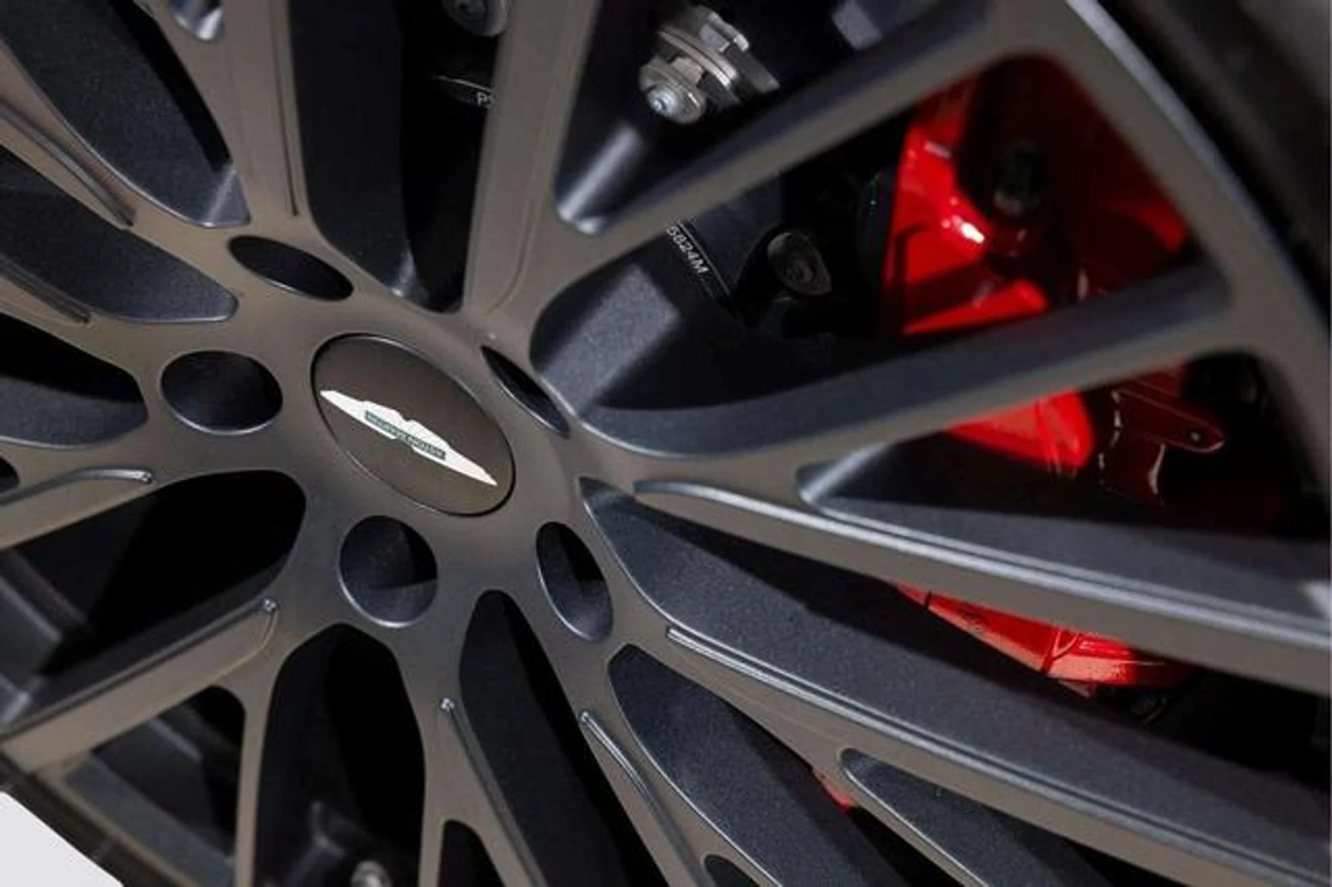 mph011_2531352646_y_BK_Ondj0_WIRU_Bvj_YF_Hh4wu_P_mq0_e41b5905d2