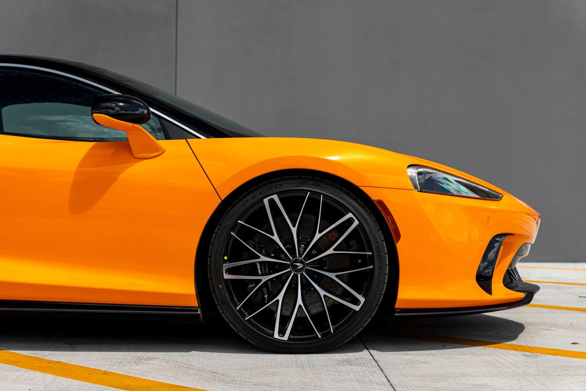 mph011_253511146_New_2025_Mc_Laren_GTS_d2f6425e1d