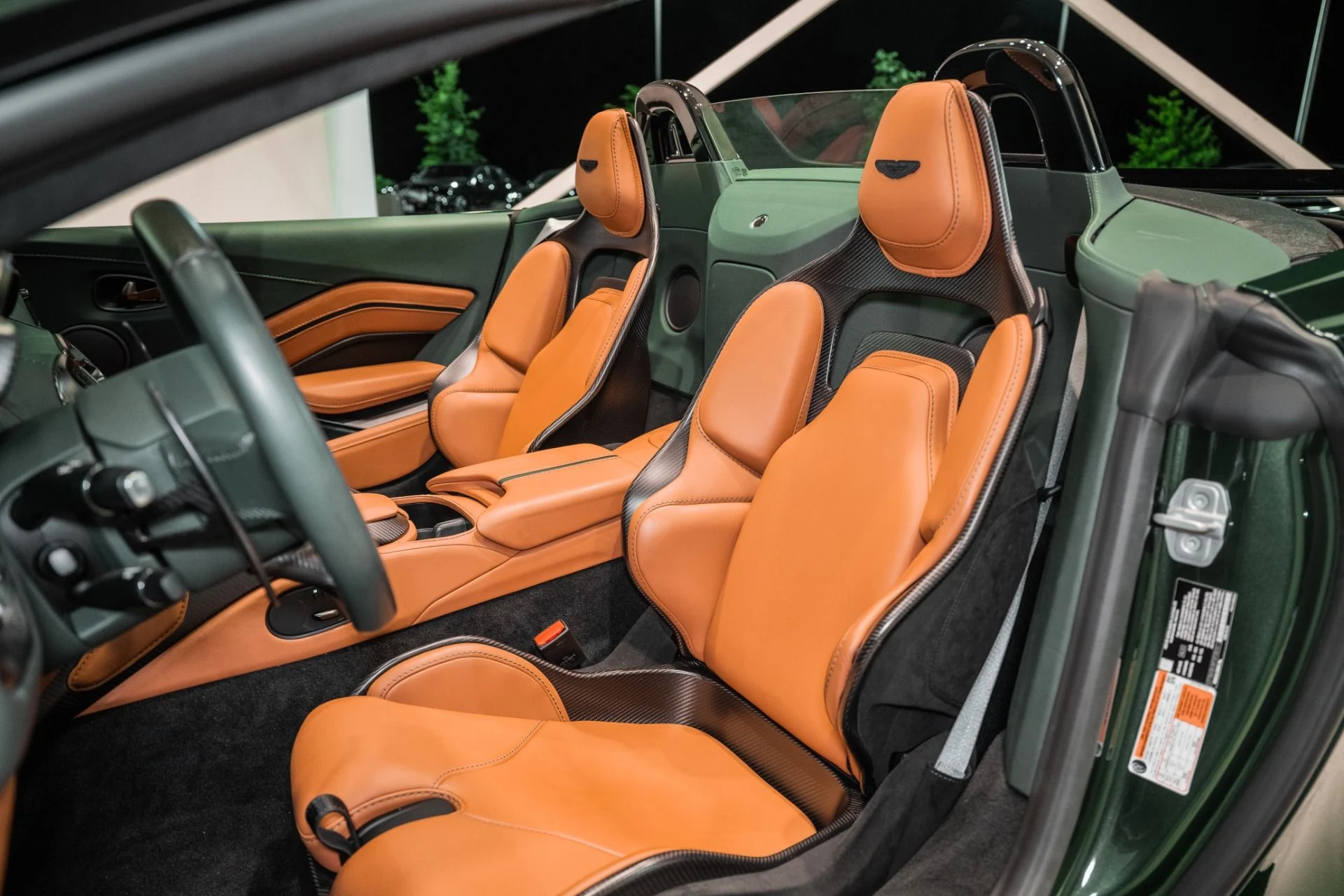 mph011_2540000775_Used_2023_Aston_Martin_Vantage_V12_1787760014_765255262e
