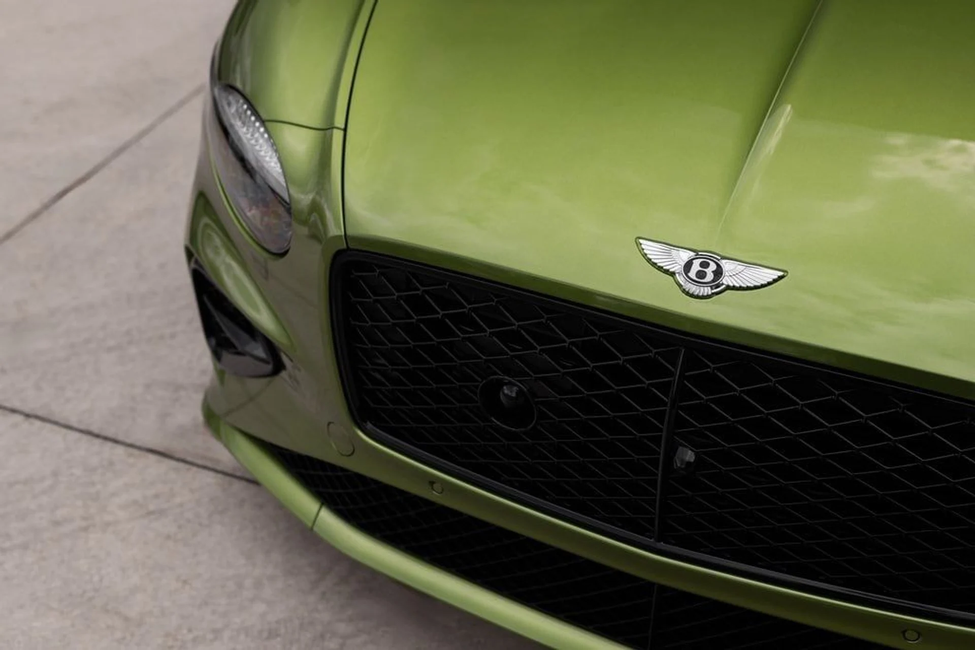 mph011_2552936237_c12803b4e83f4af3f1f21429af343bbbx_056547461b