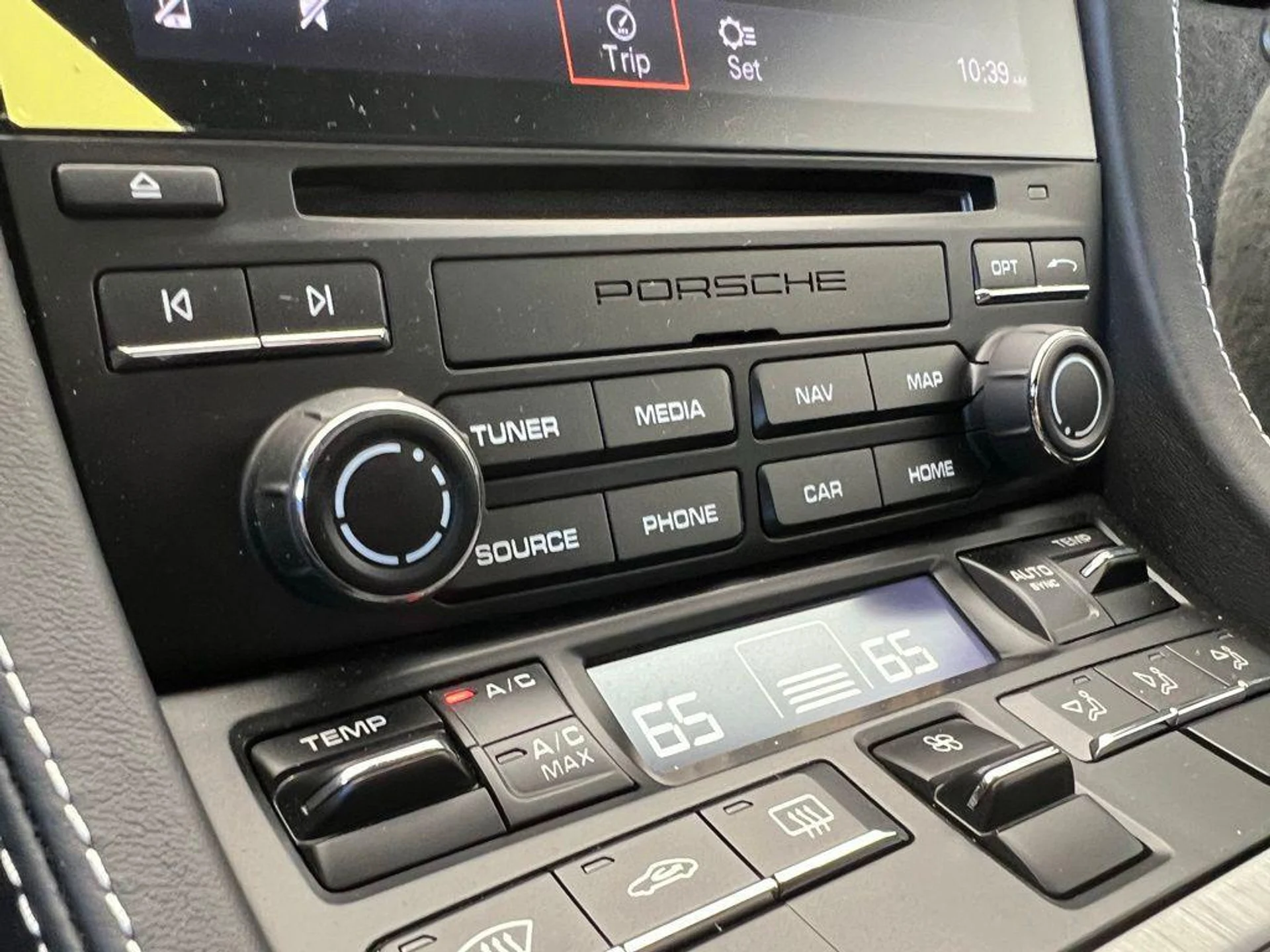 mph011_2558275365_q_Oh_Qs_Wvhh_J6_KL_7_V6_GRB_Zk2cjca8_d0a44d5225