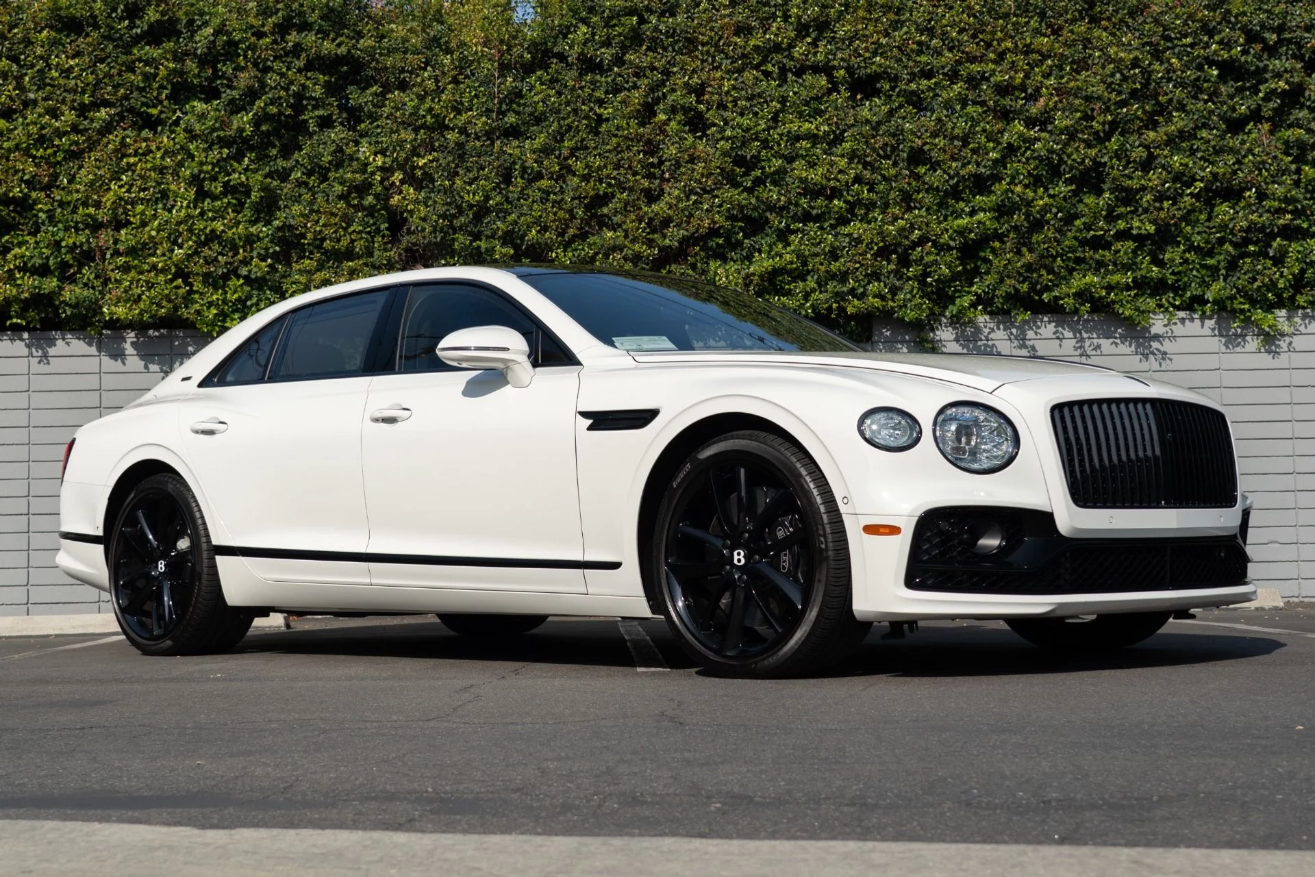 mph011_256380234_Used_2024_Bentley_Flying_Spur_Edition_8_1757964716_d9407a2a77
