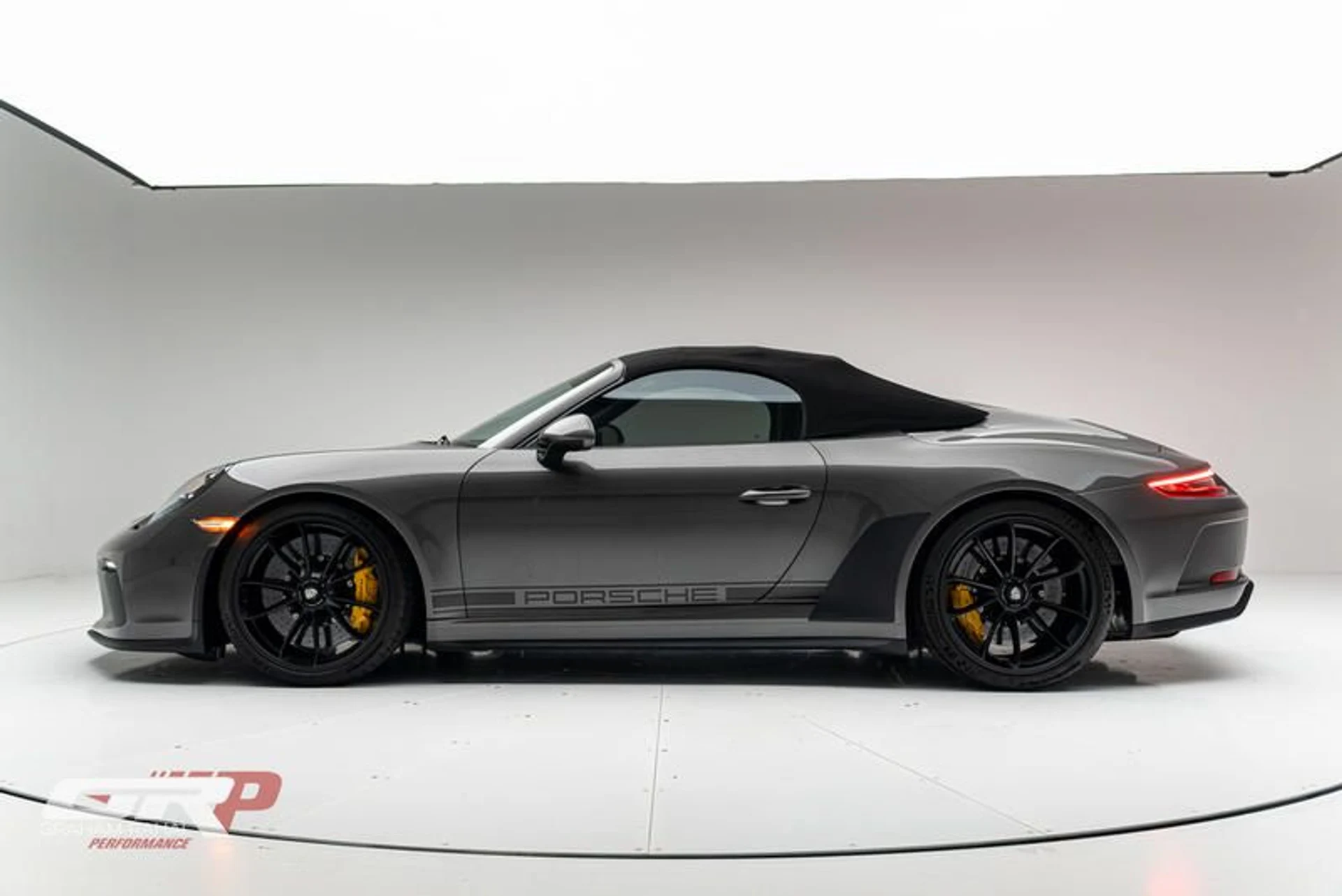 mph011_2564469872_5_BBE_9_A44_A4_AA_4_B4_C_A940_8398_A05_B2_CE_6_9d72c995fb