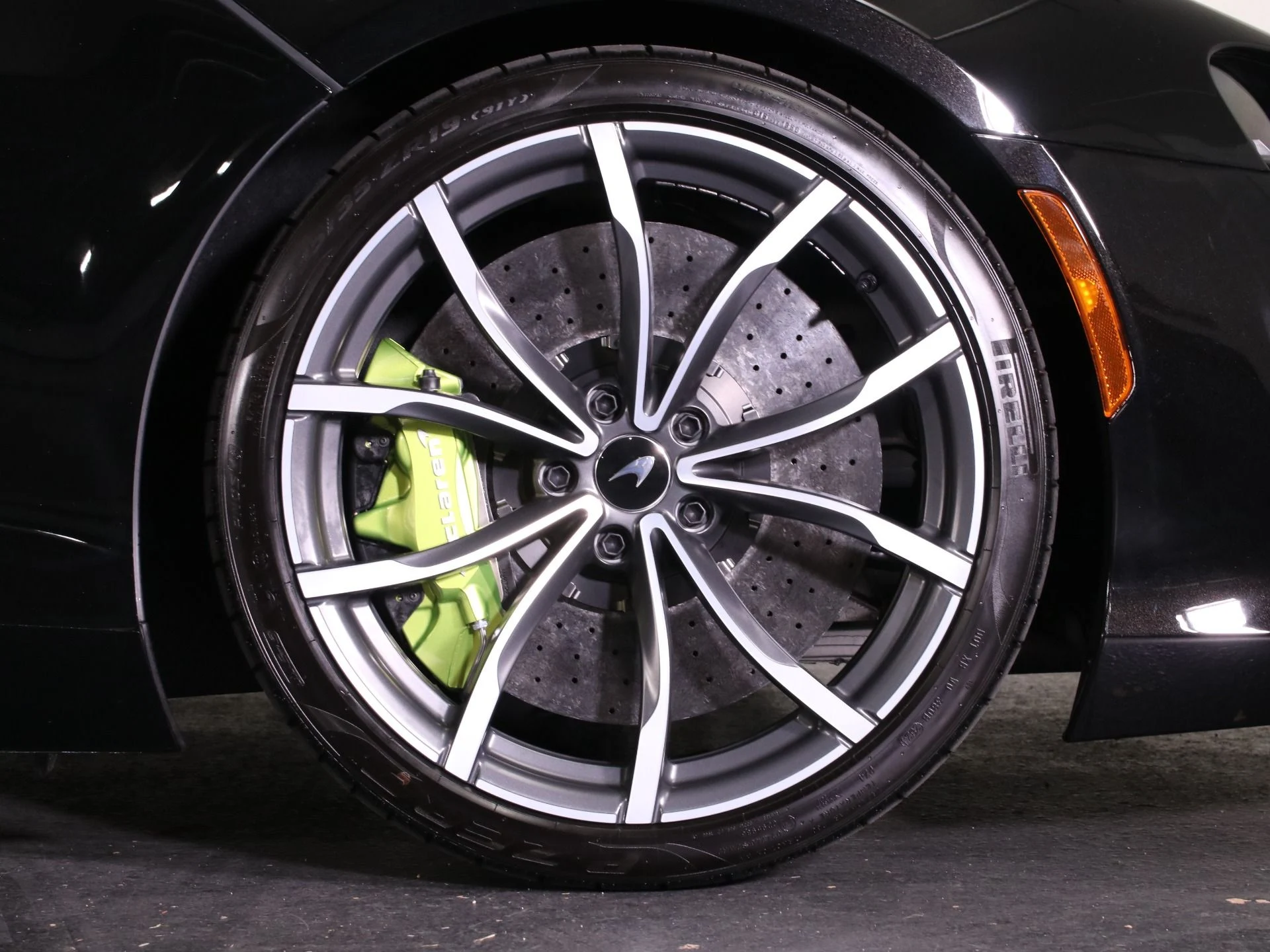 mph011_2564896695_New_2025_Mc_Laren_Artura_1739225435_4006ae291e