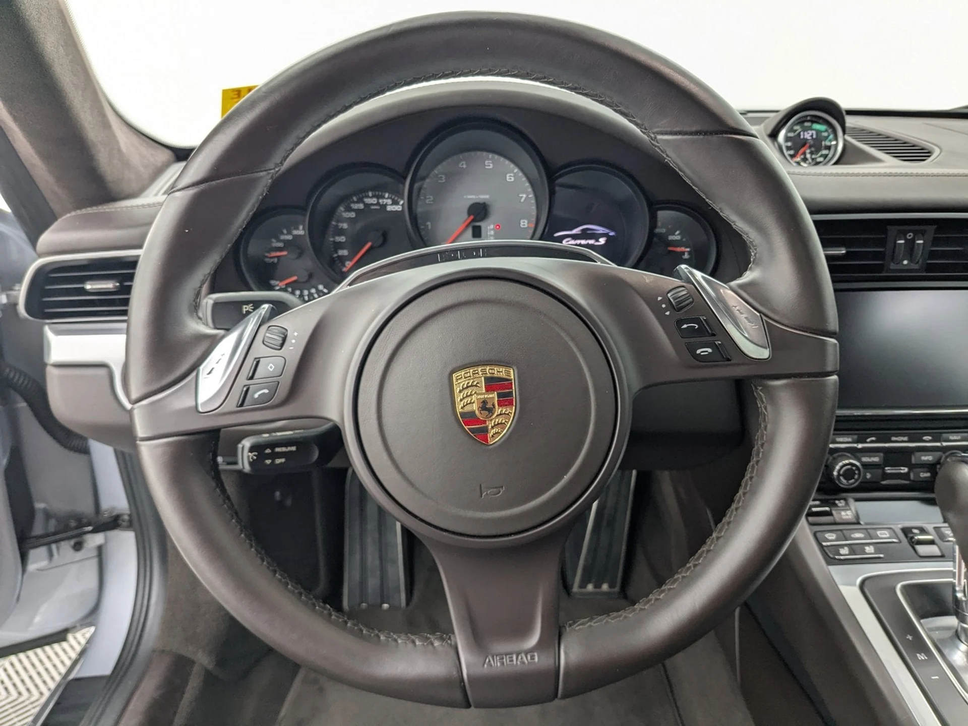 mph011_2569441483_3a22895fbe235fa232630c1142f14144x_ef77f7d9c2