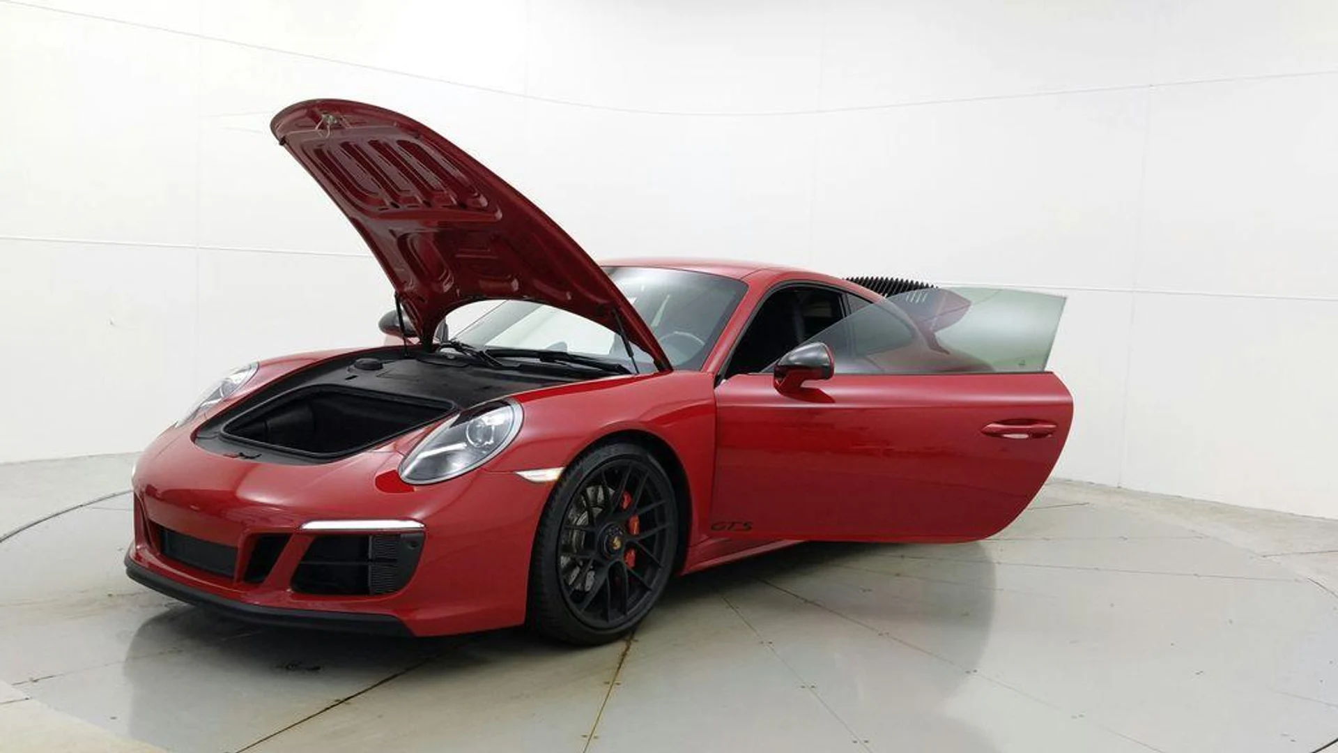 mph011_257939368_q_f_FJR_Kd_Tg_G_Jg_Chz_V0o_P_cj_SM_241a22bfa9