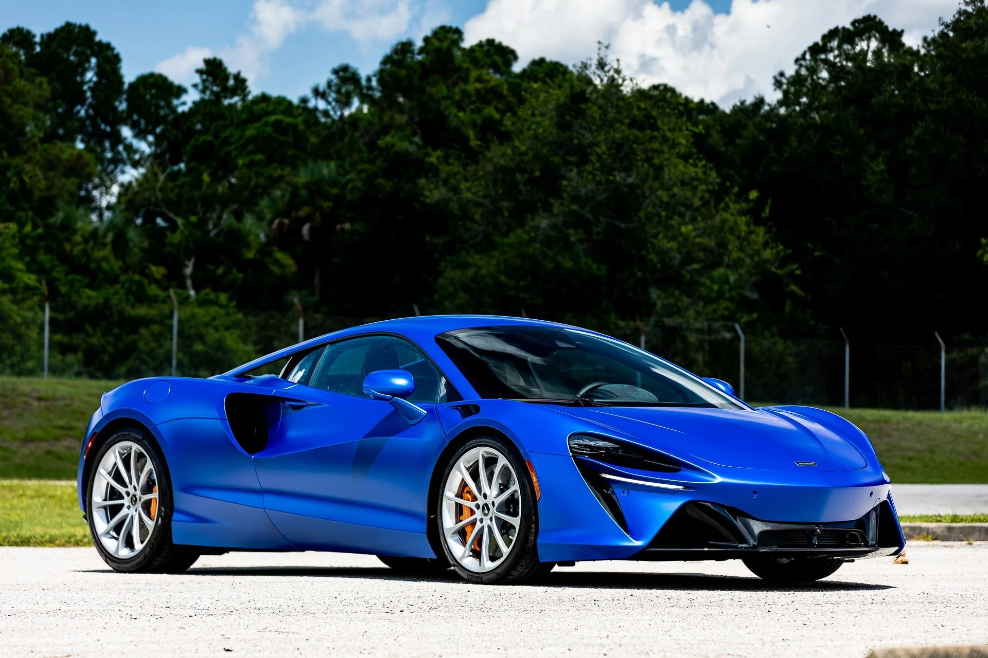 mph011_258594928_324_p12_l_4470cf6908