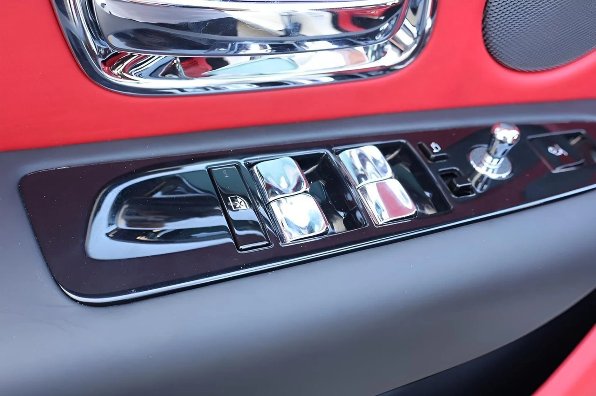 mph011_2588084632_12_7907a60bf5