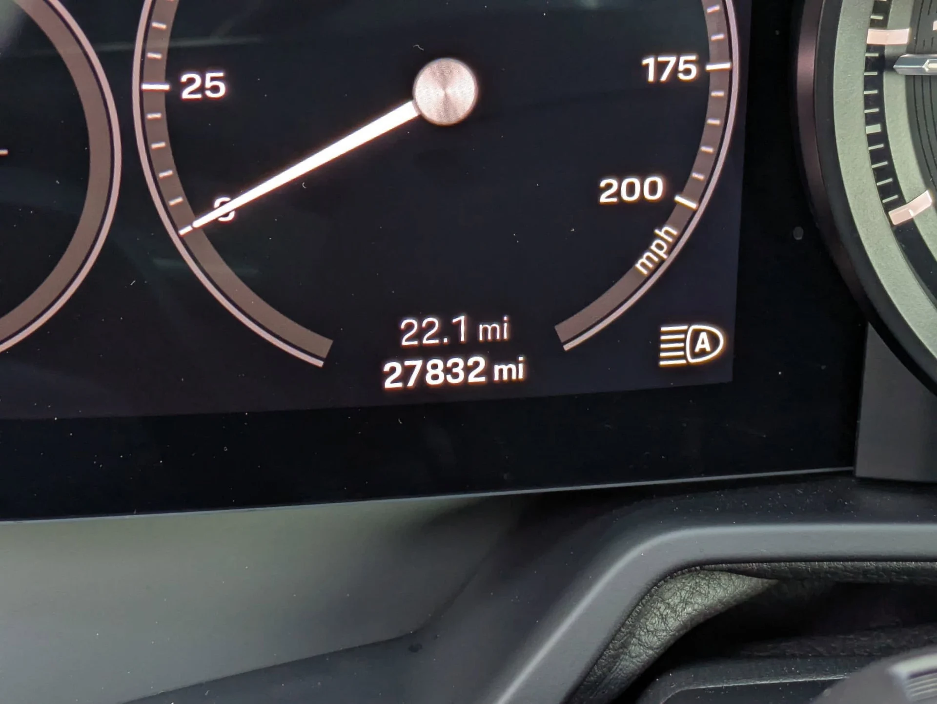 mph011_2589527891_8dca588e3ecbc52e20a2b27bc2541774x_d0c94d9146