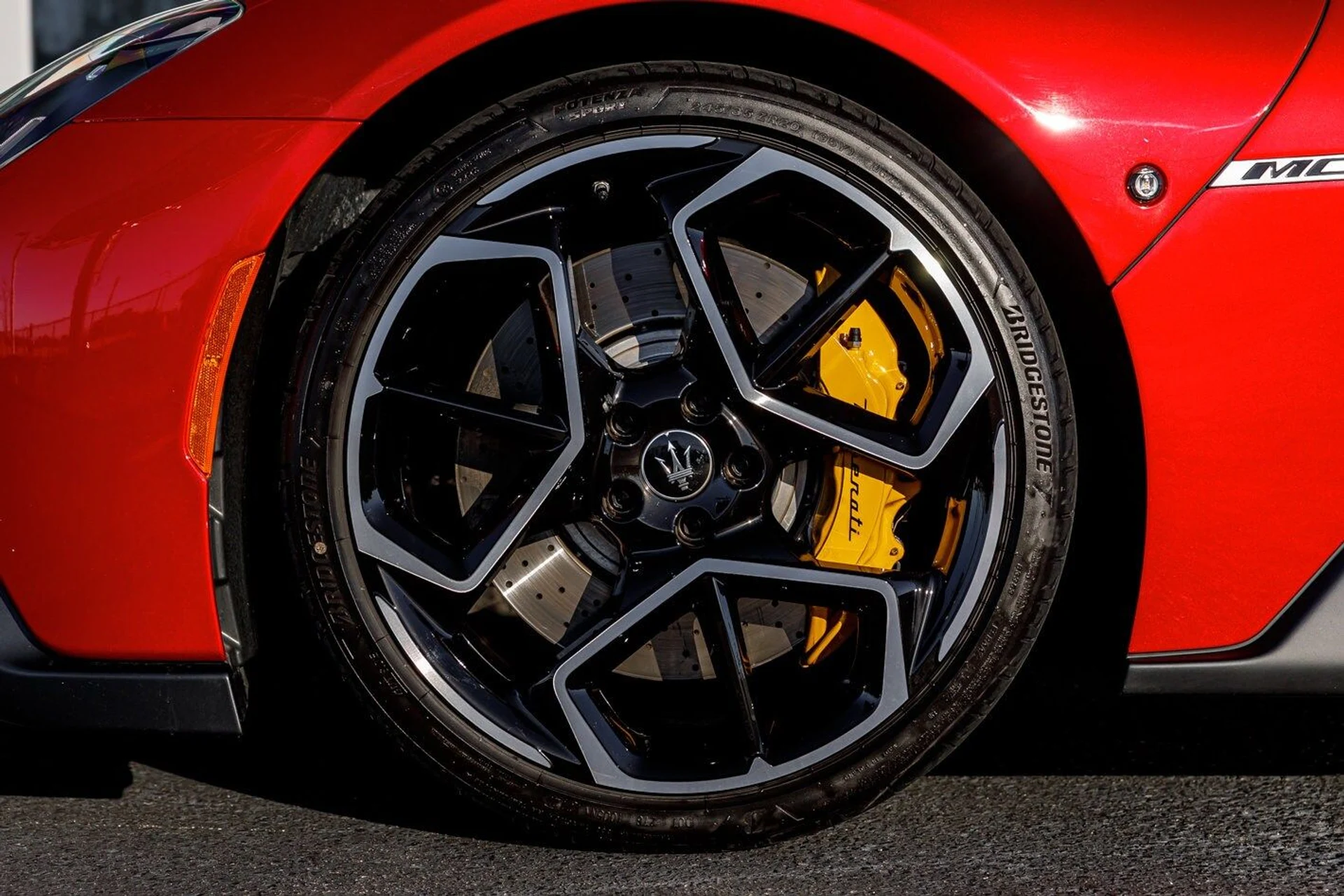 mph011_2591203787_33f1b14f9e63ad553f0d09054755b314x_141580cf87