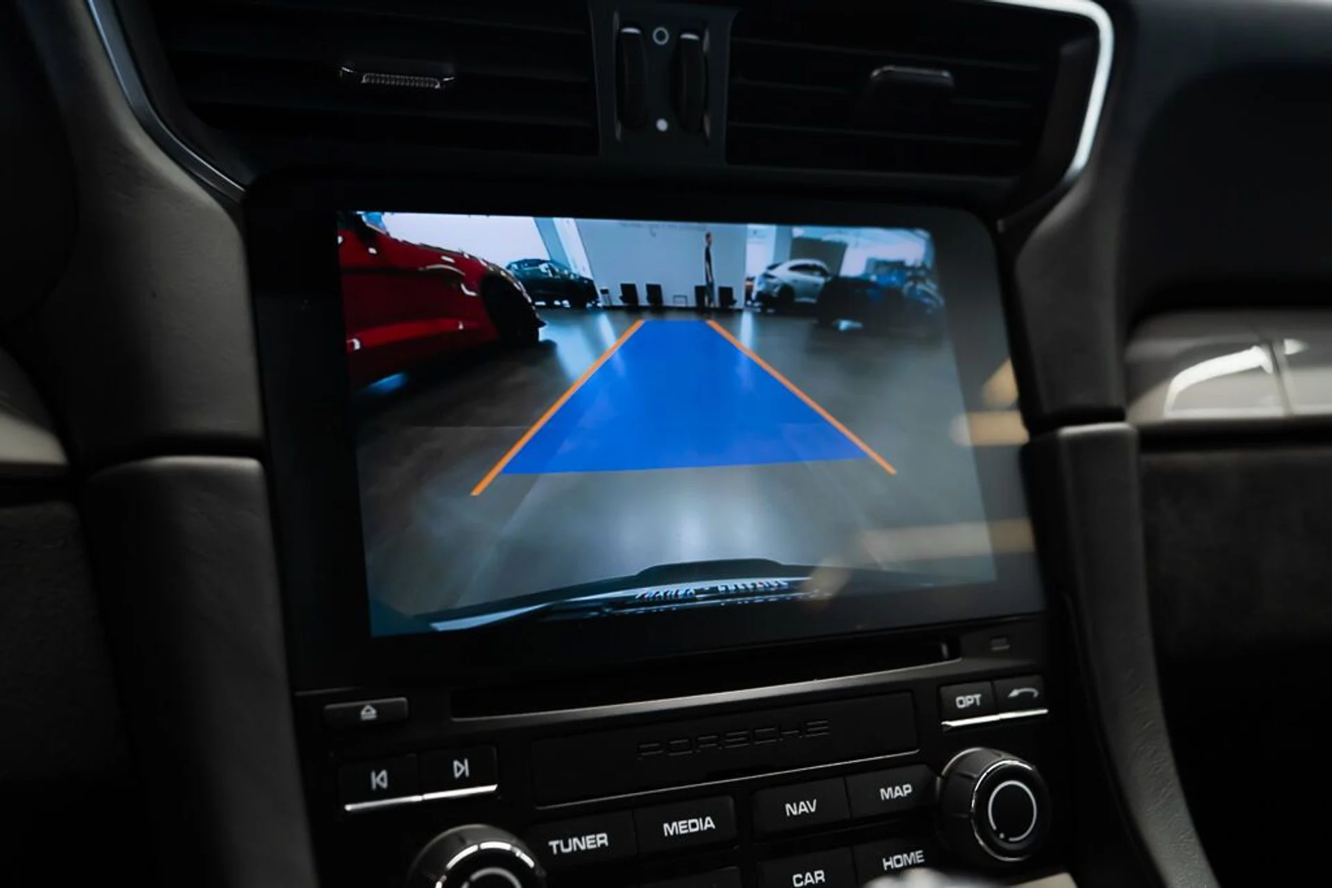 mph011_2594202860_porsche_911_2018_jpg_v_1773863537_7975810d8e