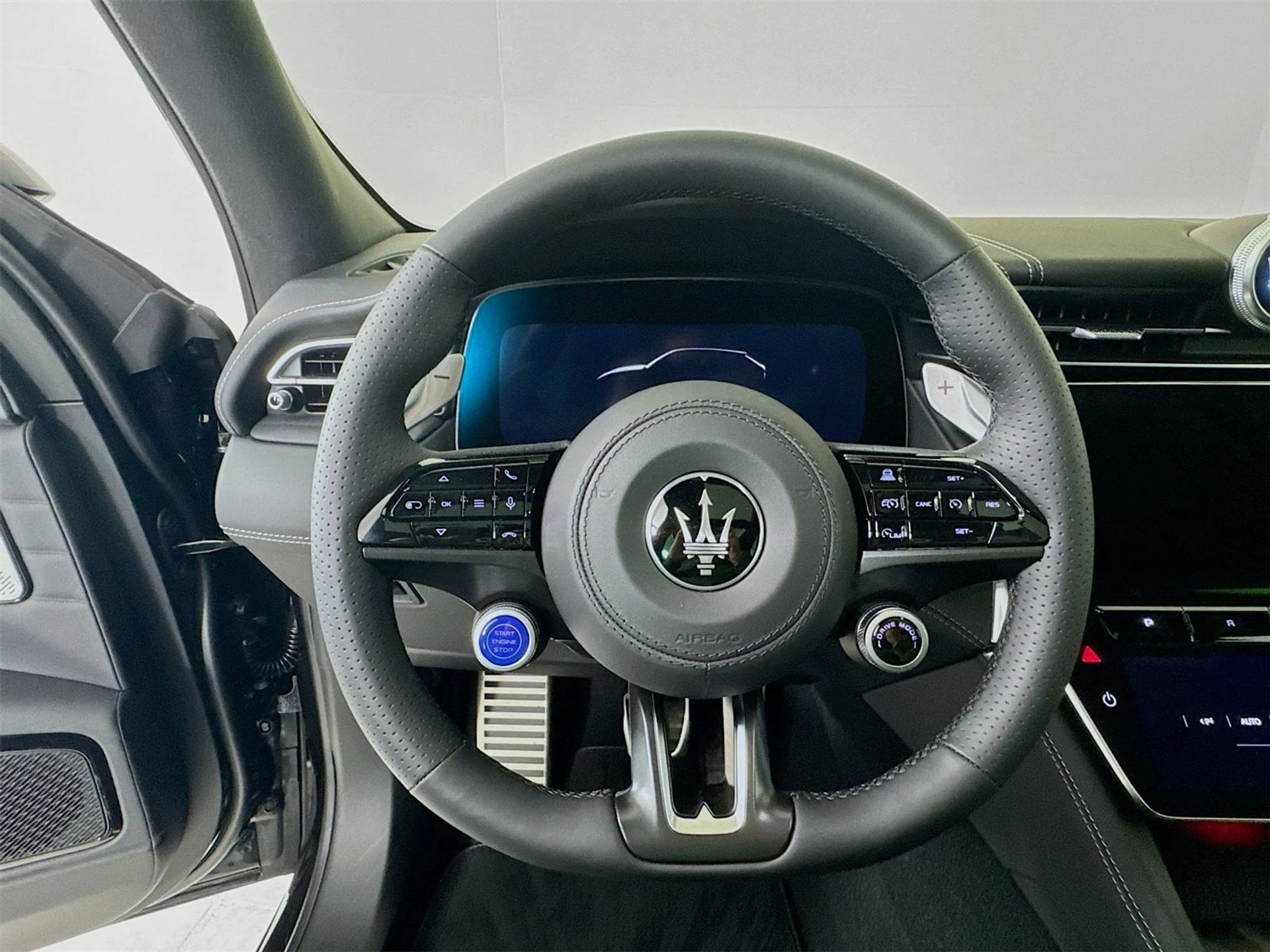 mph011_2595172130_2436c03530e37b8d1591d075fb99fe75x_c8c96ff3cb