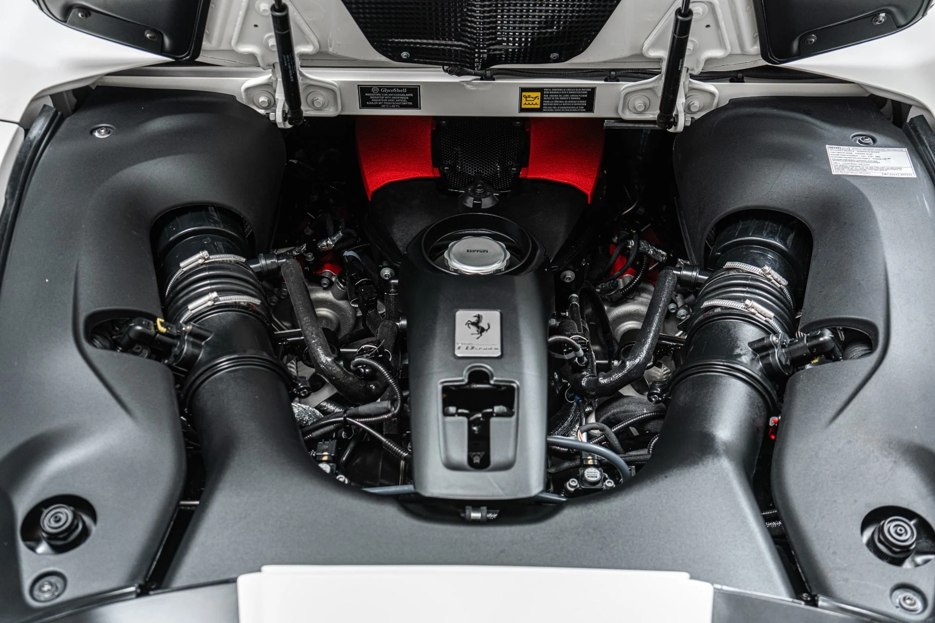 mph011_2596502854_Used_2023_Ferrari_F8_Spider_Low_Miles_Two_Tone_Paint_Carbon_Driving_Zone_Passenger_Display_1789405204_0a1a7ac351